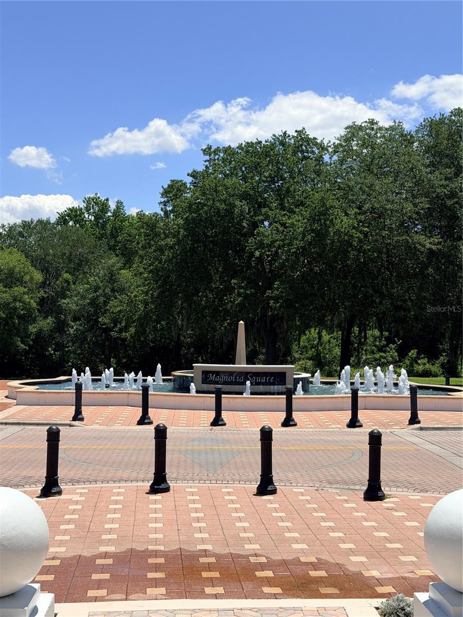HICKORY GROVE TWNHMS - Residential
