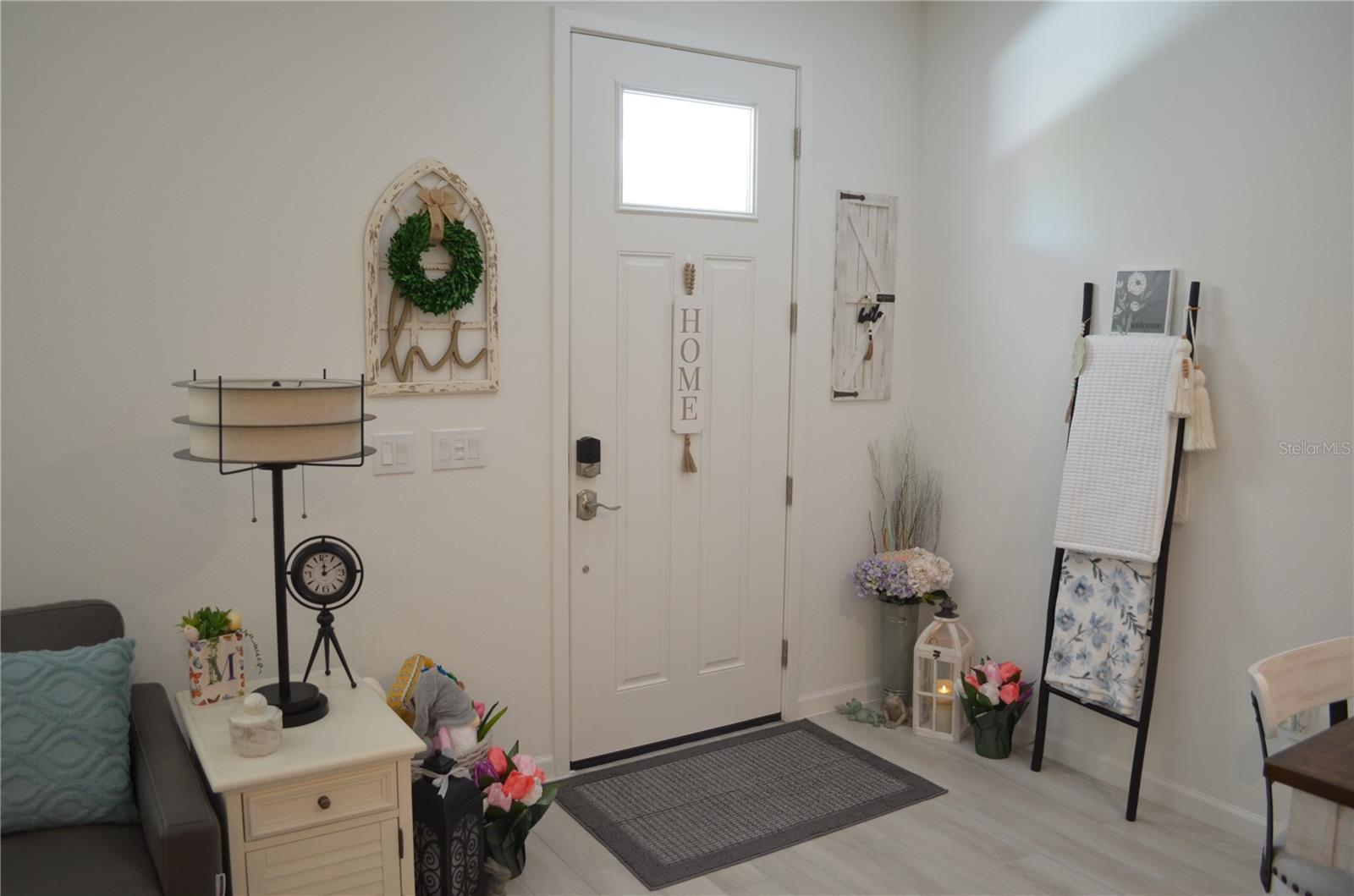 HICKORY GROVE TWNHMS - Residential