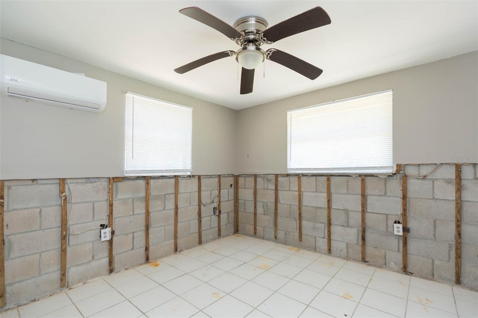 GULF SIDE ACRES - Residential Income