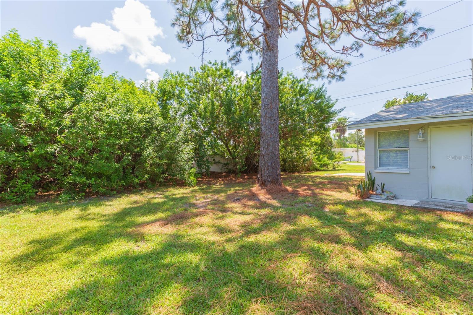 GULF SIDE ACRES - Residential Income