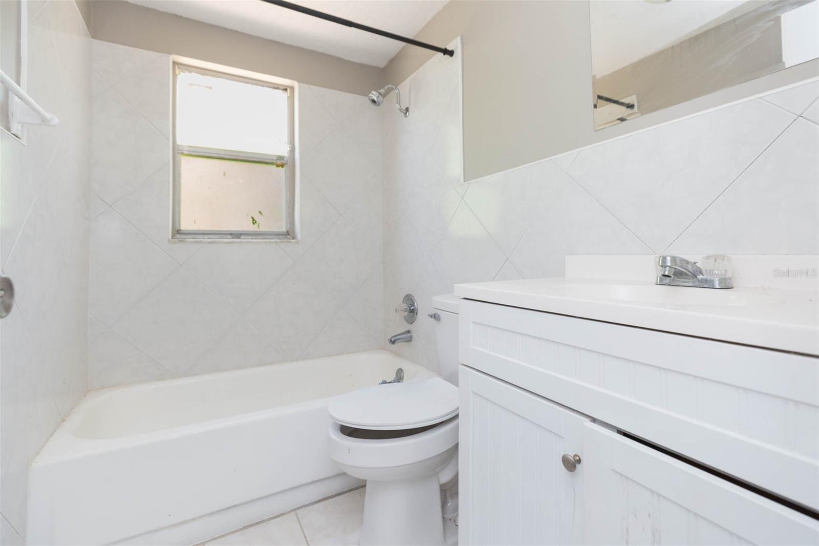 GULF SIDE ACRES - Residential Income