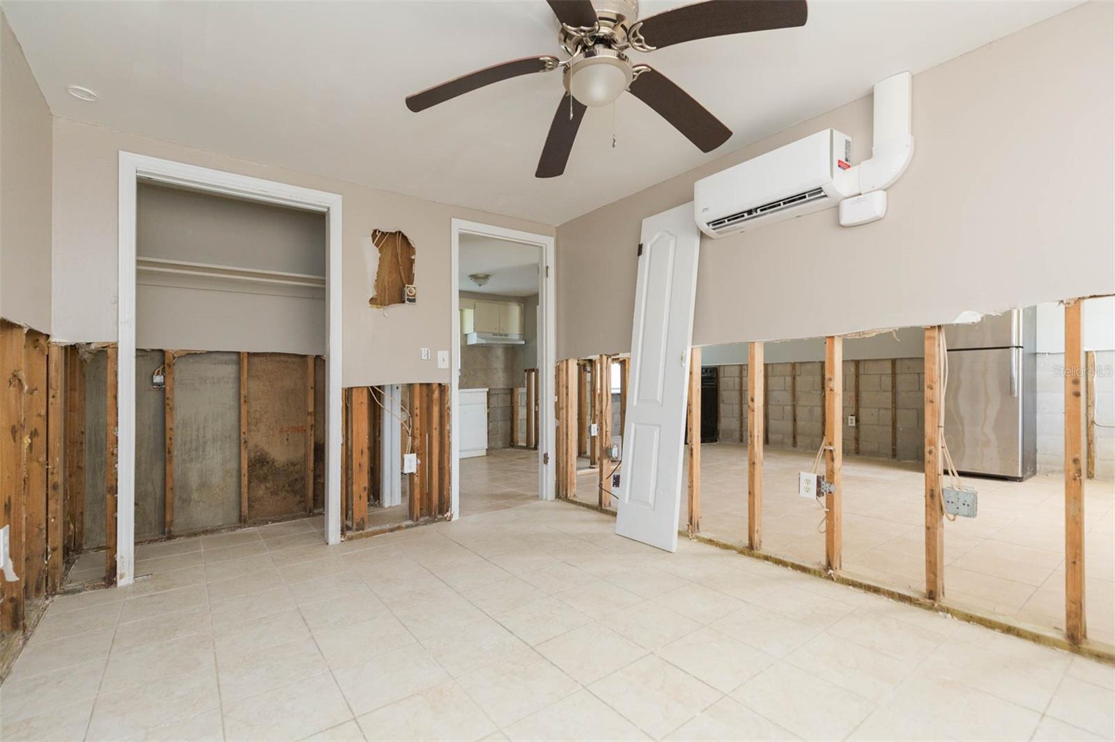 GULF SIDE ACRES - Residential Income