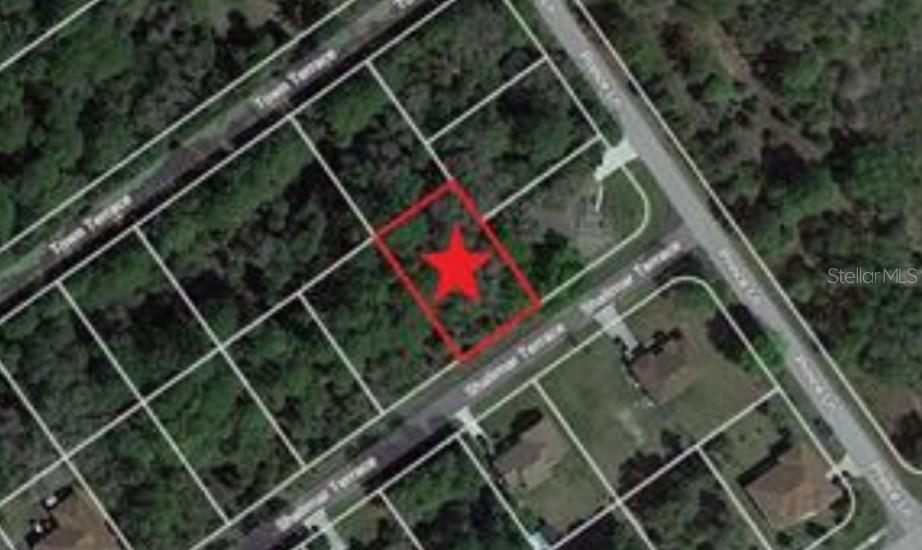 ***North Port Lot in Great Neighborhood*** This lot offers 10,000 square feet of land for building your Dream Home and it is located in the
sought after 34286 zip code. Quick access to US41 and convenient access to I-75 for those looking to commute to Sarasota or Fort Myers. The City of North Port offers so many community highlights including a new Water Park, Braves Spring Training Stadium, shopping, dining,
plenty of public parks, and less than a 30 minute drive to pristine Gulf Coast Beaches! Don't miss this one; Drive by and make your offer today!