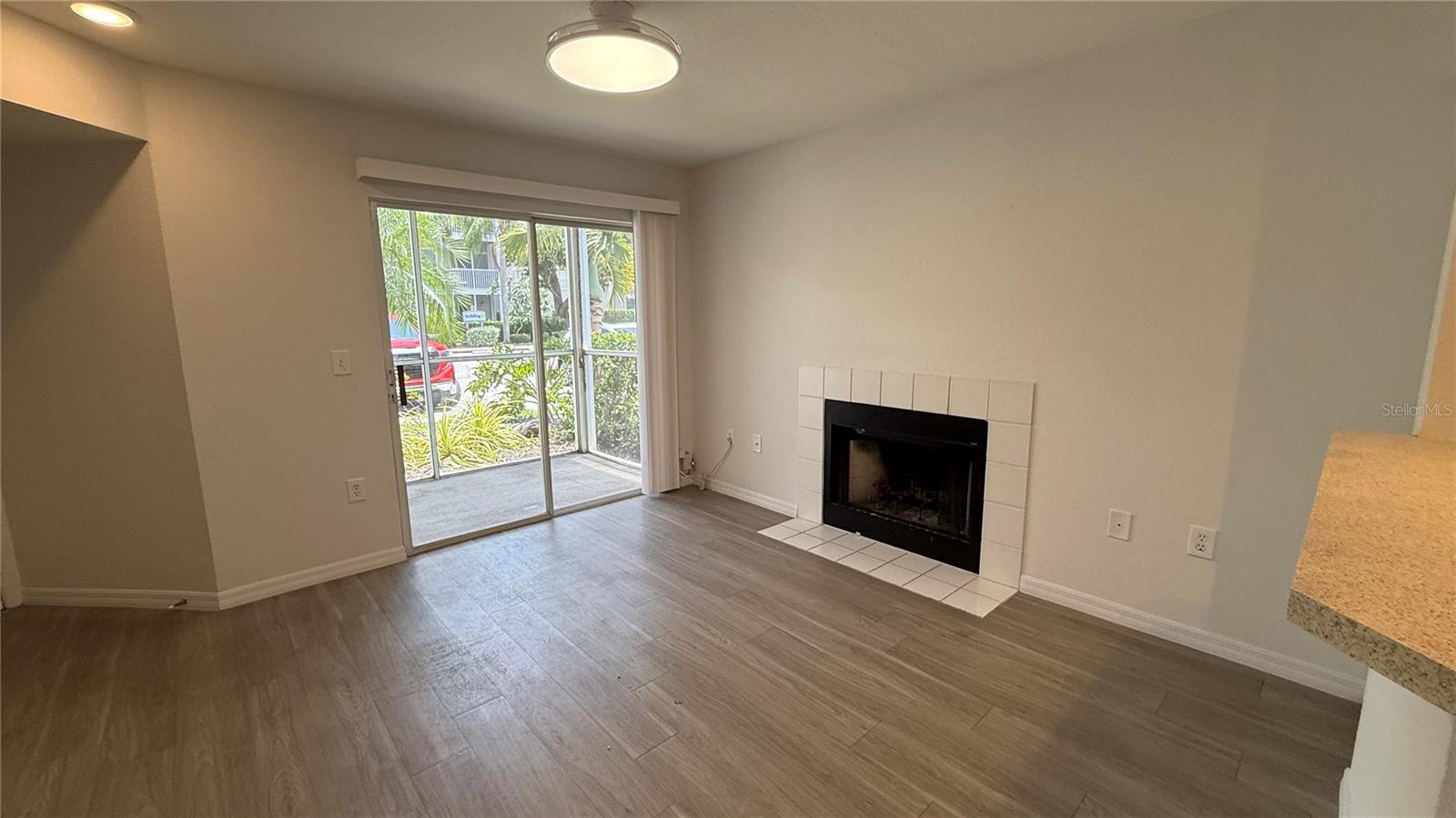 CENTRAL PARK SEC 2 PH 1 - Residential Lease