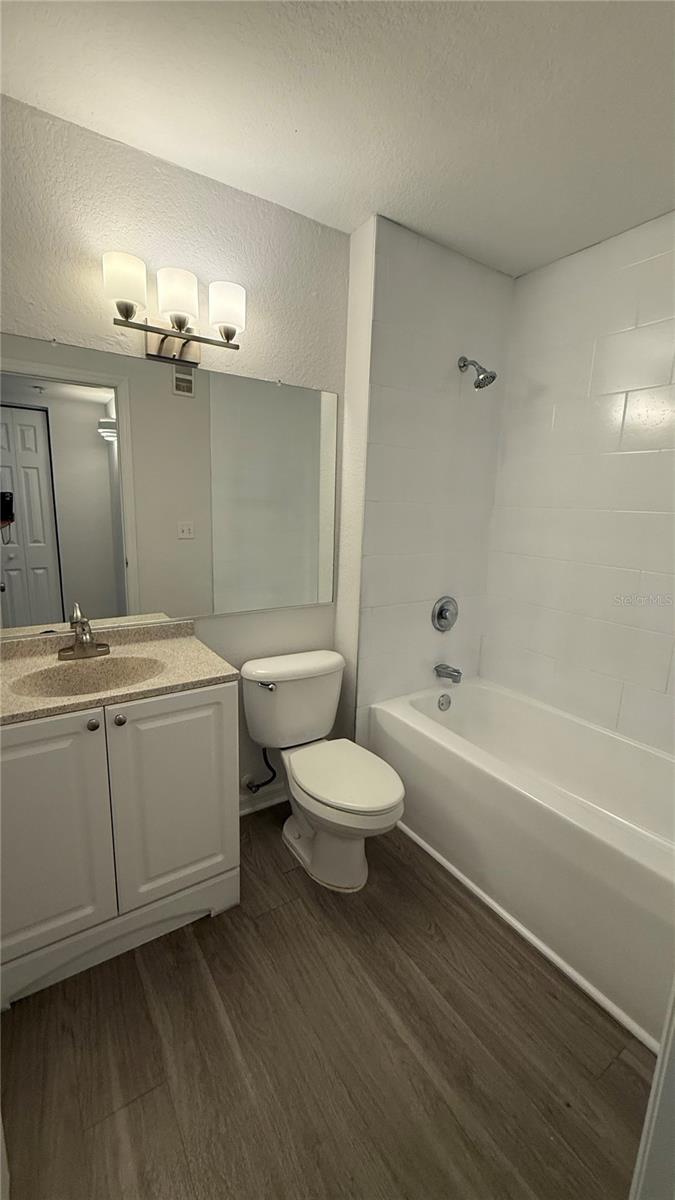 CENTRAL PARK SEC 2 PH 1 - Residential Lease