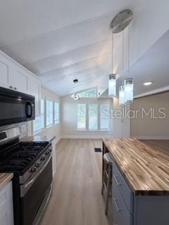 SHELTER COVE - Residential Lease