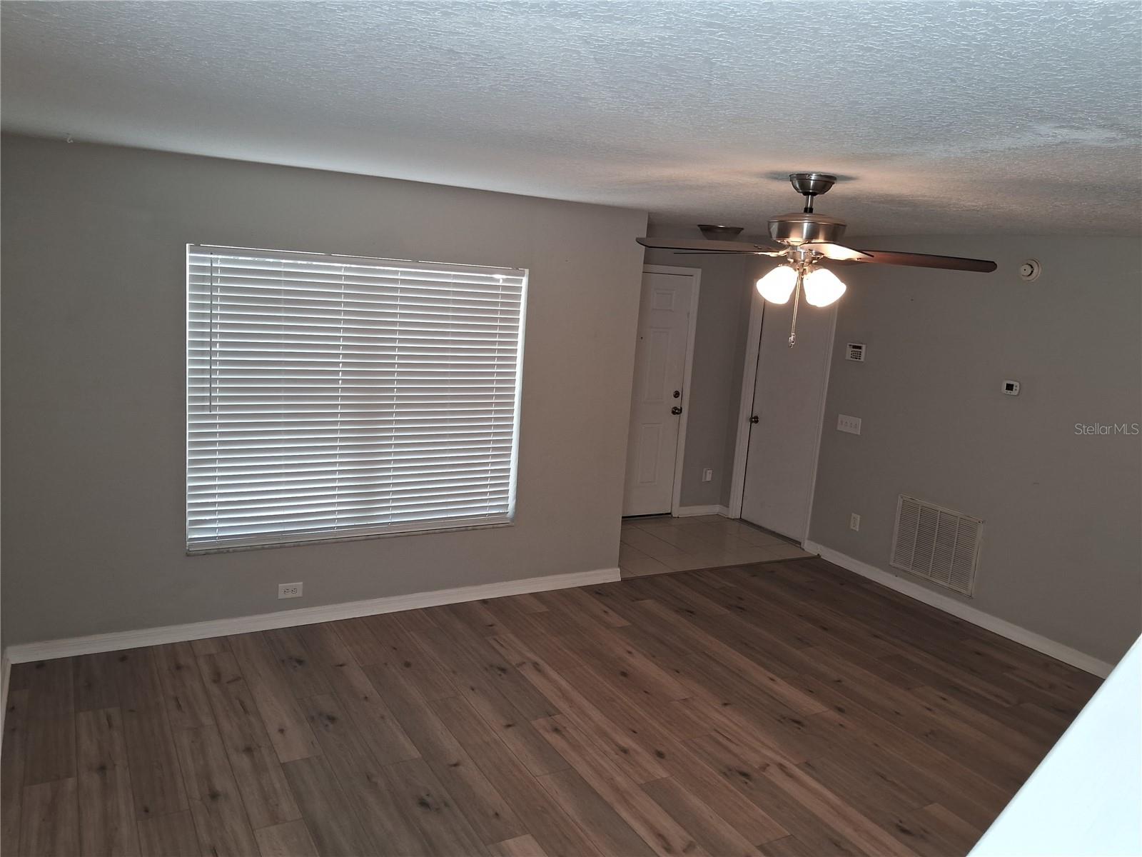 DEER PARK - Residential Lease