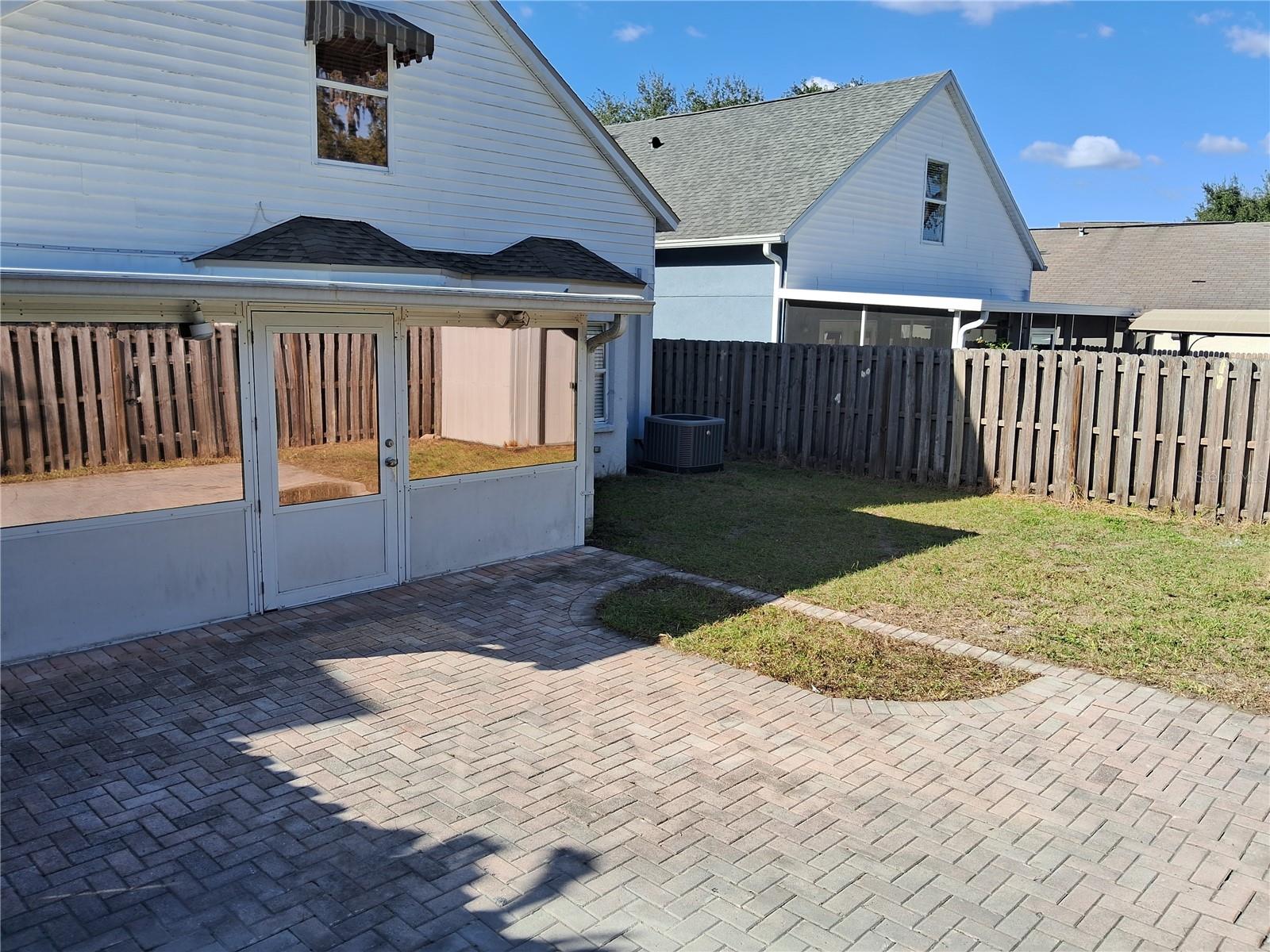 DEER PARK - Residential Lease