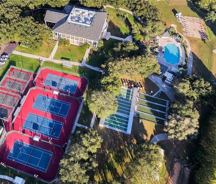 PLANTATION @ LEESBURG HERON RUN - Residential