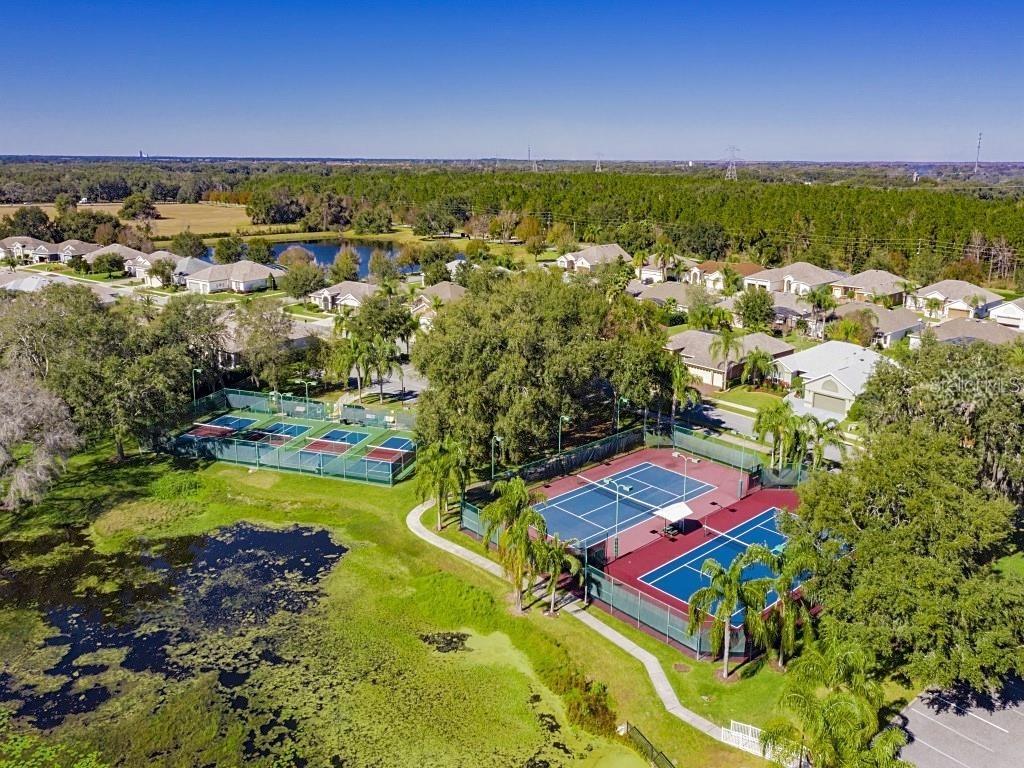 PLANTATION @ LEESBURG HERON RUN - Residential