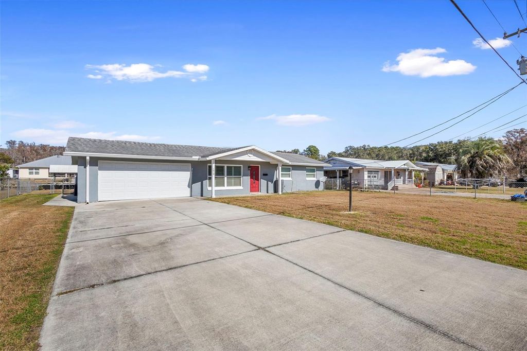 Photo of 1610 Juno Trail, Astor, FL 32102 (MLS # V4946962)