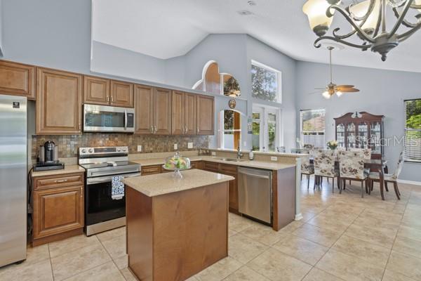 WATERFORD LAKES TR N07 PH 01 - Residential