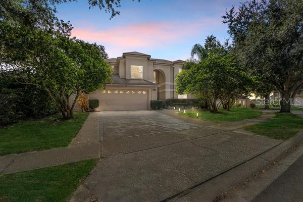 1025 OCEANBREEZE COURT