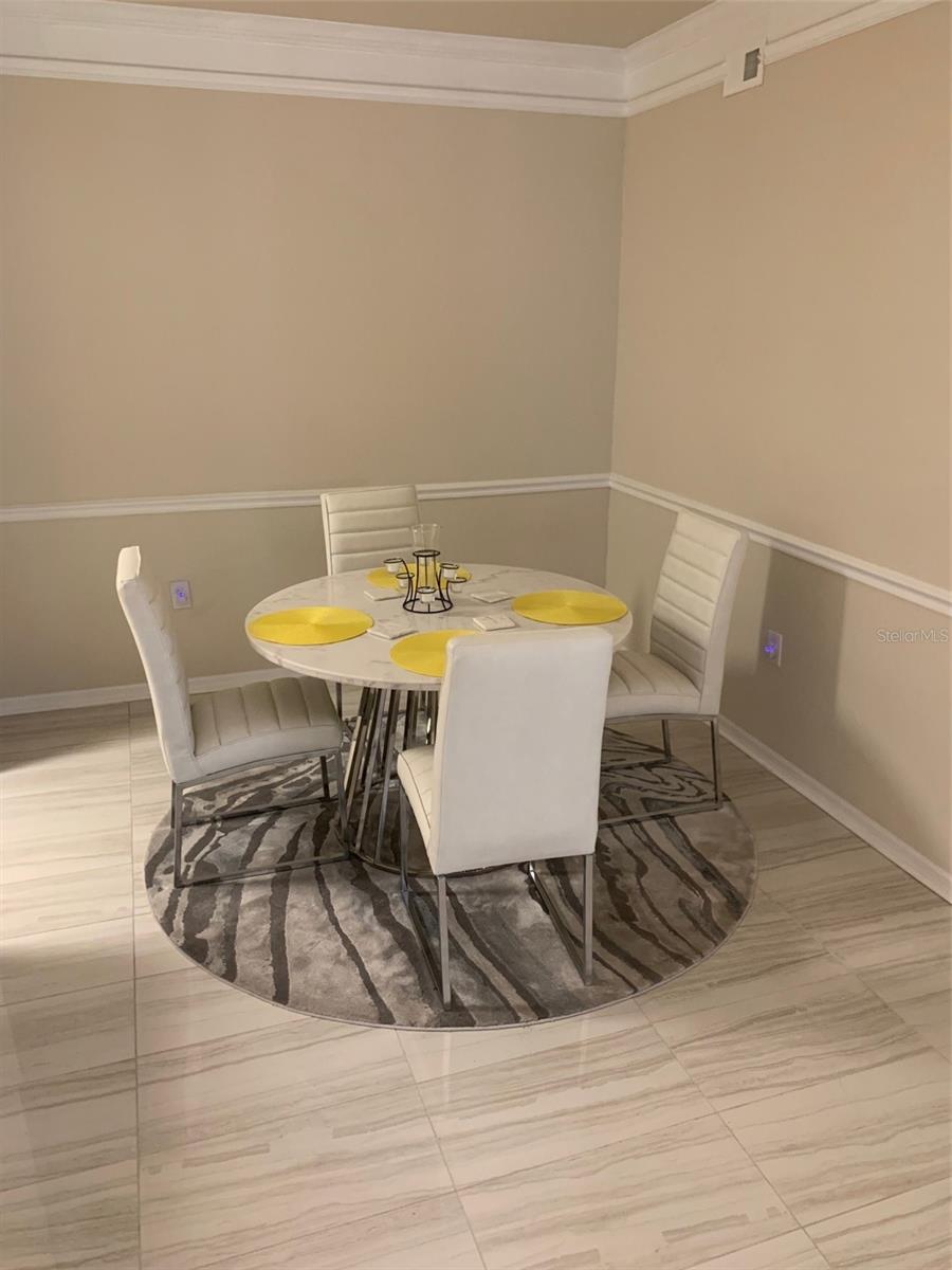 SERENADE ON PALMER RANCH - Residential Lease