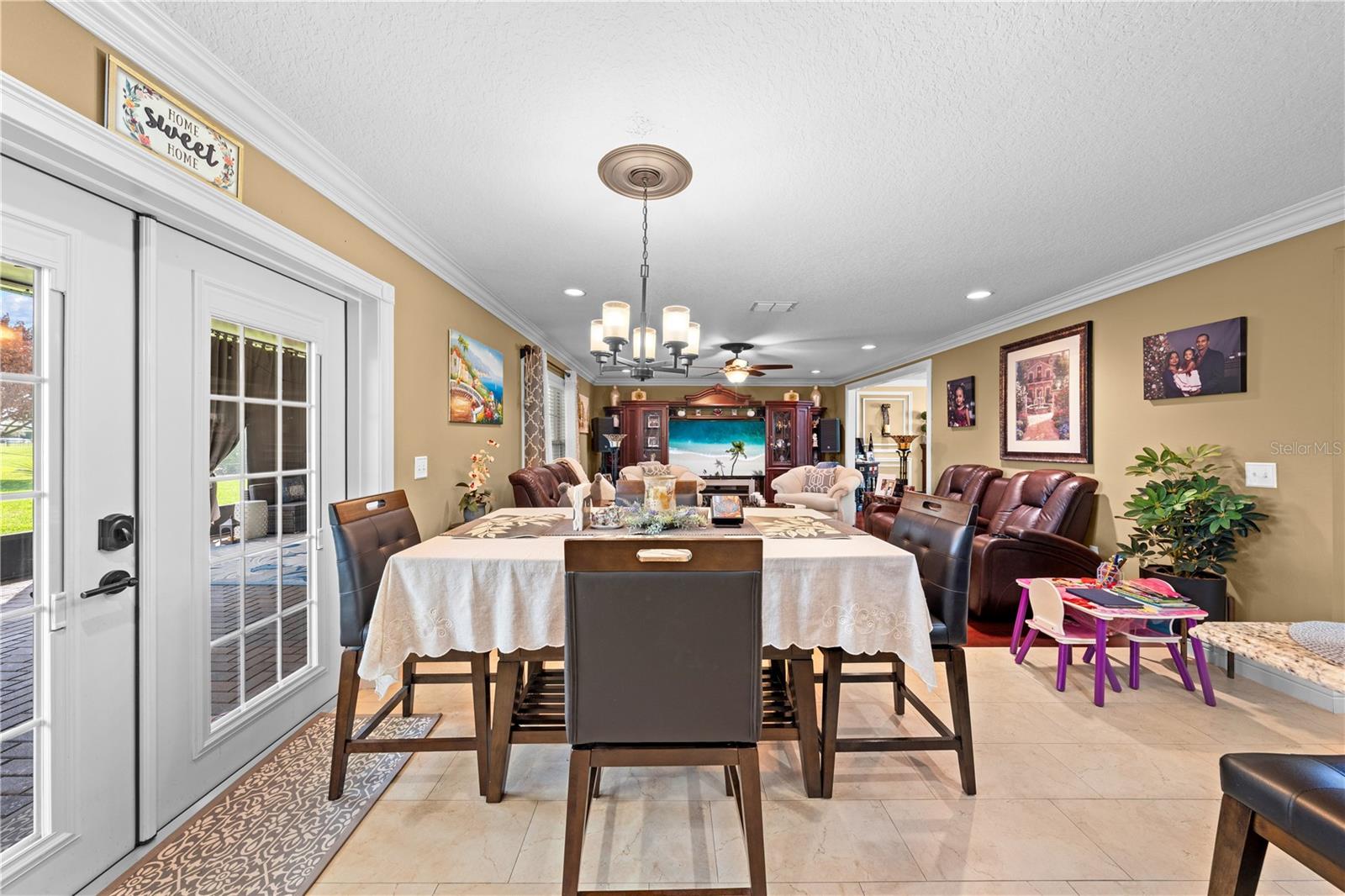 LAKE LIZZIE RESERVE - Residential