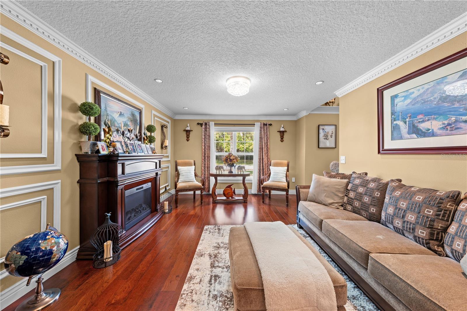 LAKE LIZZIE RESERVE - Residential