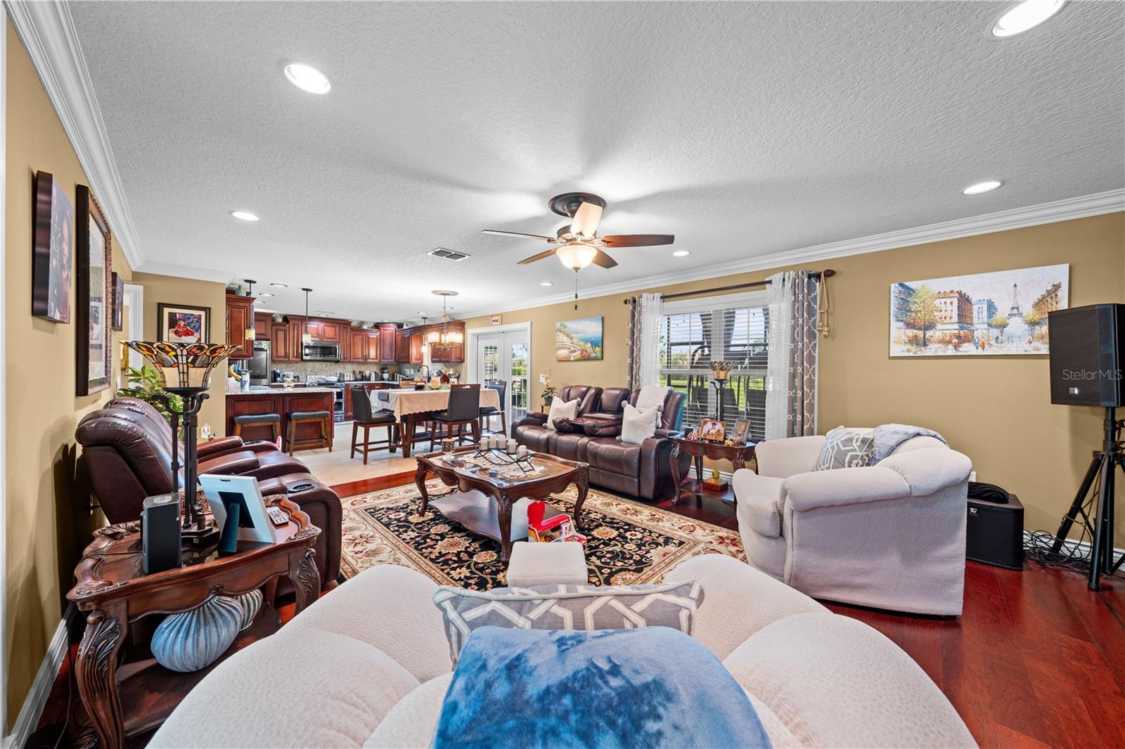 LAKE LIZZIE RESERVE - Residential