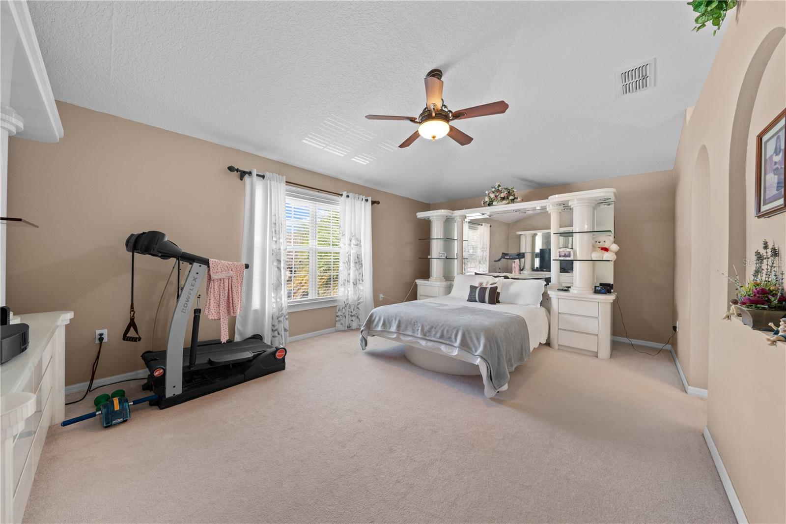 LAKE LIZZIE RESERVE - Residential