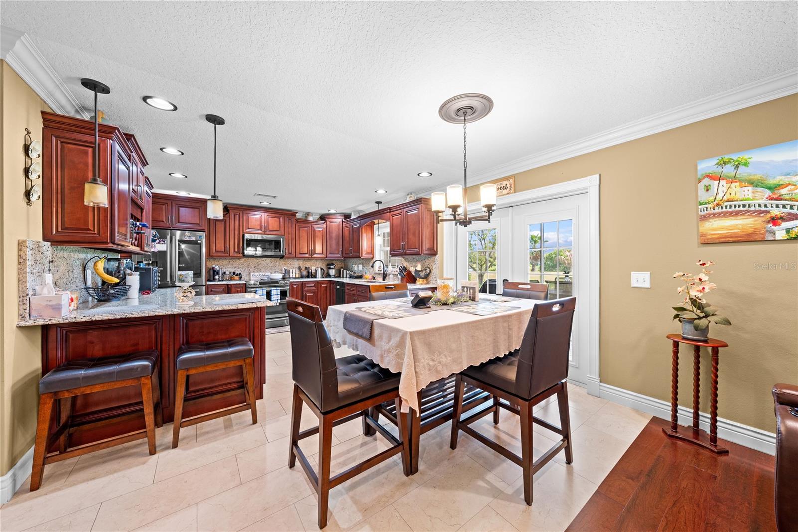 LAKE LIZZIE RESERVE - Residential