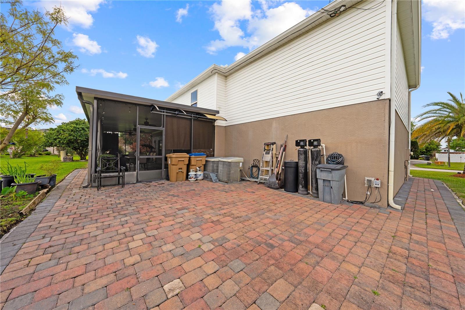 LAKE LIZZIE RESERVE - Residential