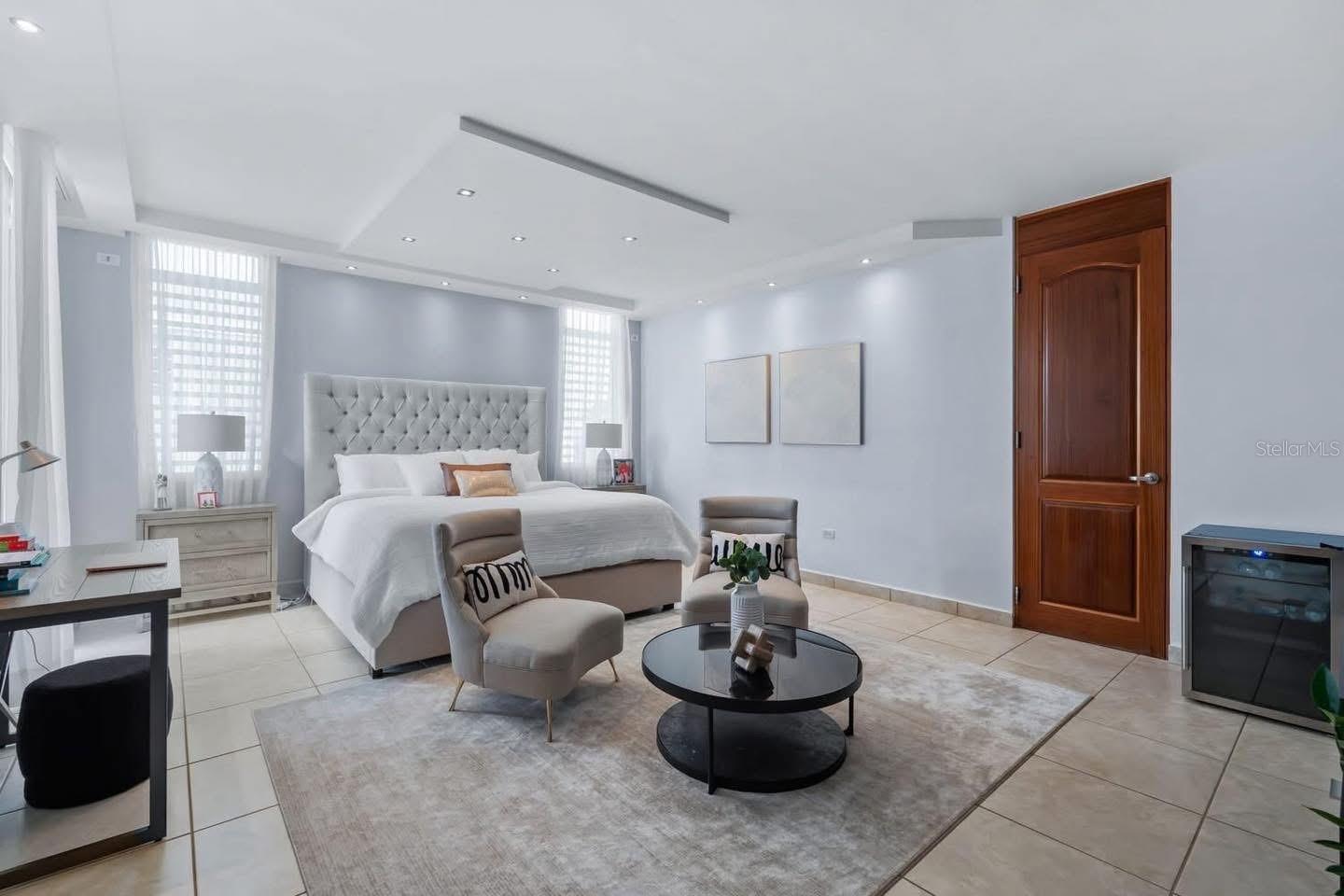 PASEO LOS CORALES II - Residential