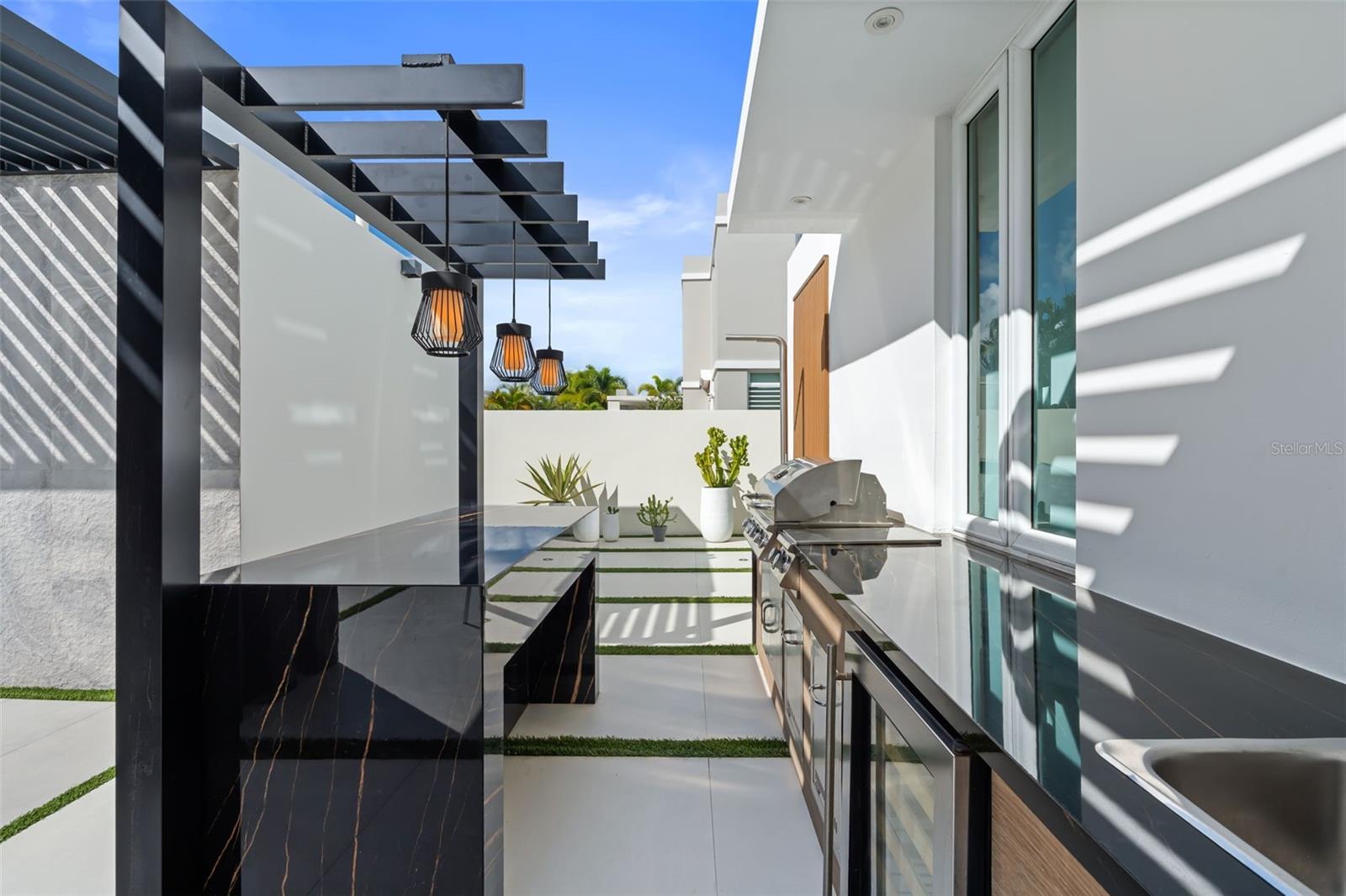 PASEO LOS CORALES II - Residential