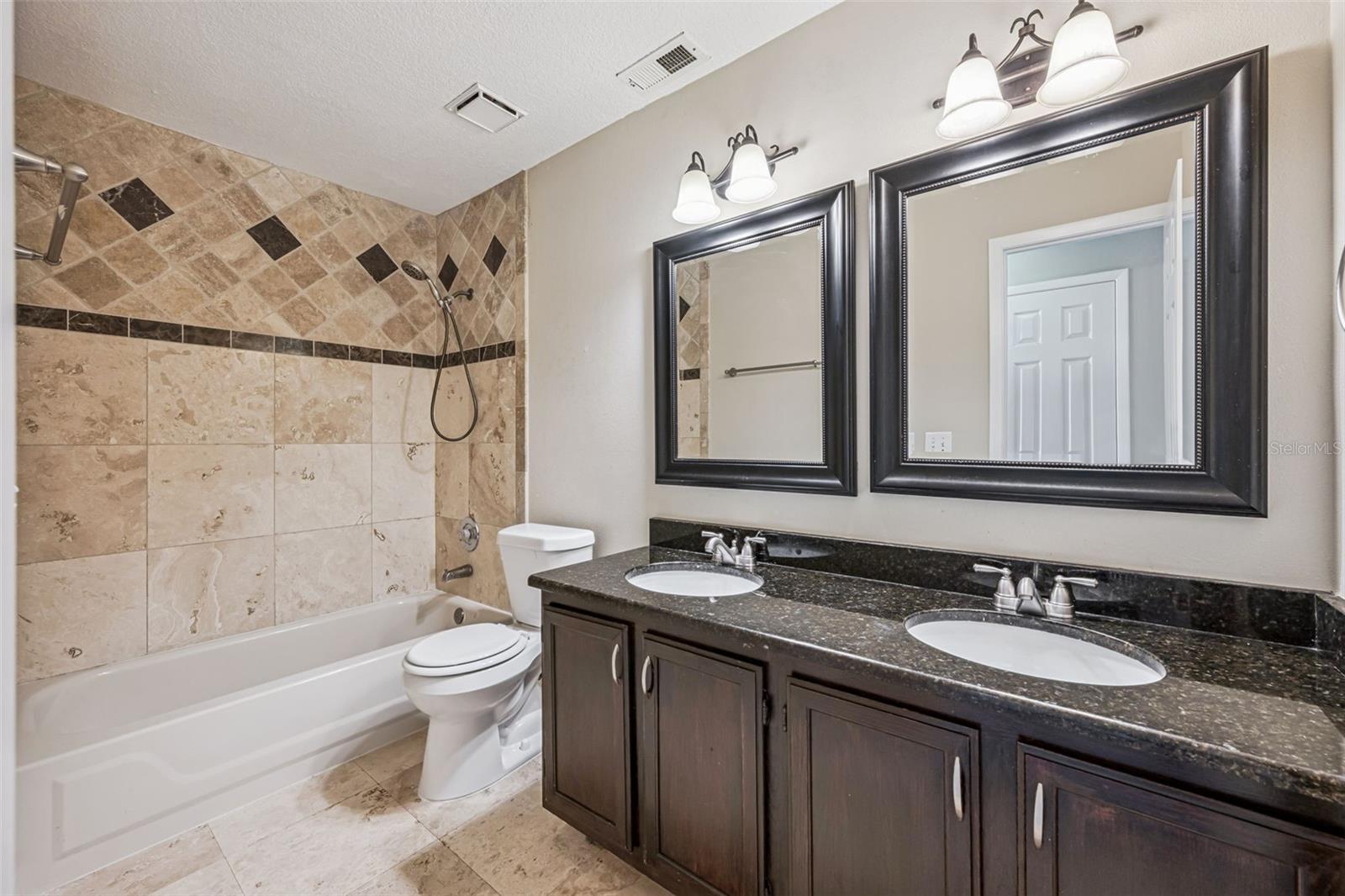 QUAIL RIDGE PH 01 - Residential