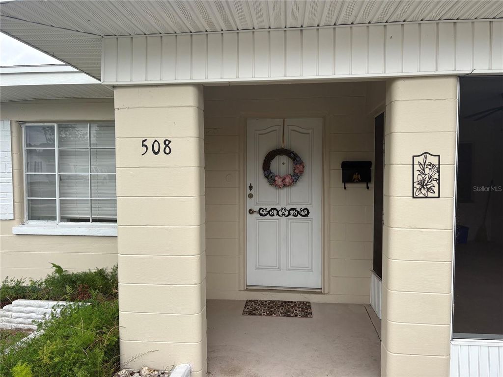Photo of 508 Avenue I SE, Winter Haven, FL 33880 (MLS # TB8495578)