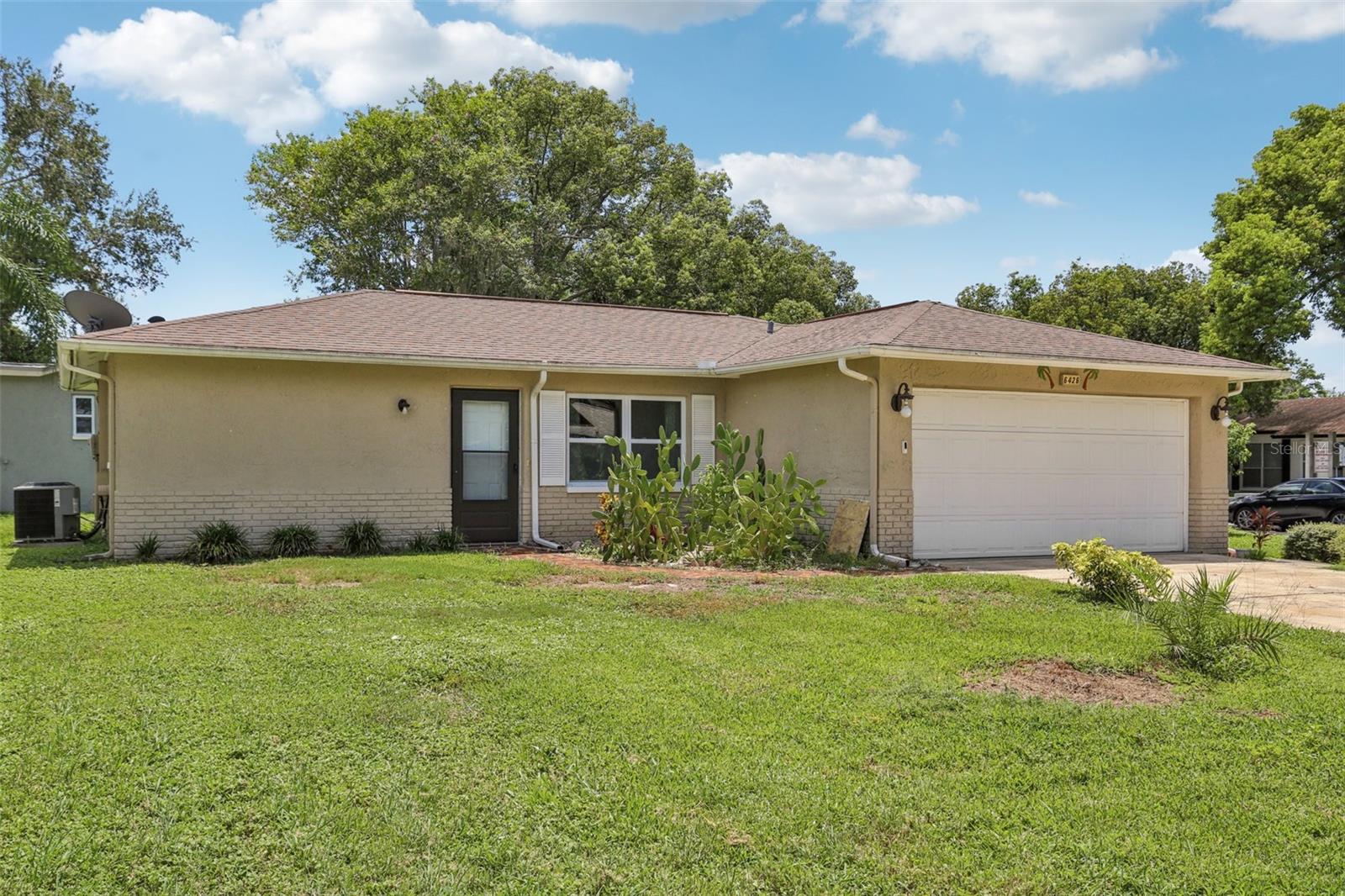 Welcome to 6426 Meadowbrook Lane — a beautifully refreshed home in the heart of New Port Richey! Step inside to discover a brand-new kitchen (2025) featuring stainless steel Samsung appliances with warranty, new modern countertops and ceramic farmhouse sink, and new LVP flooring throughout.
Hurricane season? No problem! Newly installed HURRICANE WINDOWS installed 2025, with permits to show for it!
Other features include: A new front door, new ceiling fans, new blinds which provide style, efficiency, and peace of mind. All the main systems are in good order! A/C (2020), water heater (2020), and a roof that appears in excellent condition. This move-in ready home blends quality updates with lasting value — all that’s left is to make it yours!