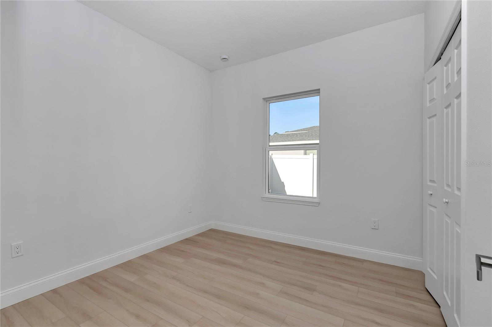 MARION OAKS UNIT 10 - Residential Lease