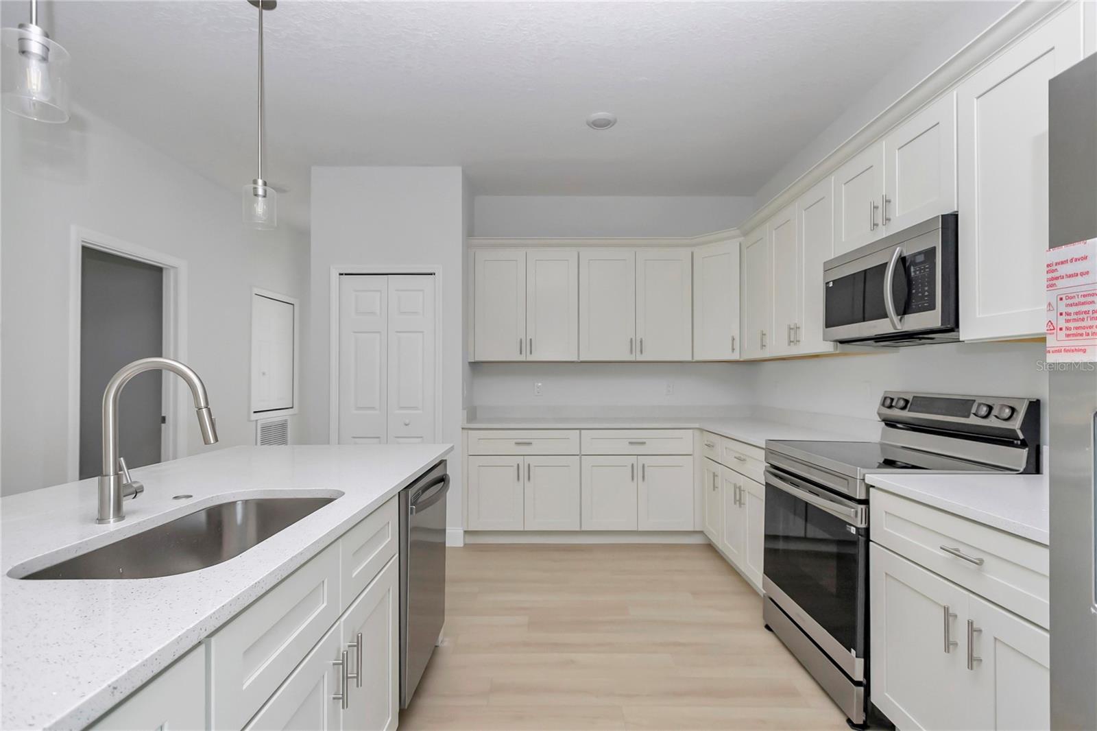 MARION OAKS UNIT 10 - Residential Lease