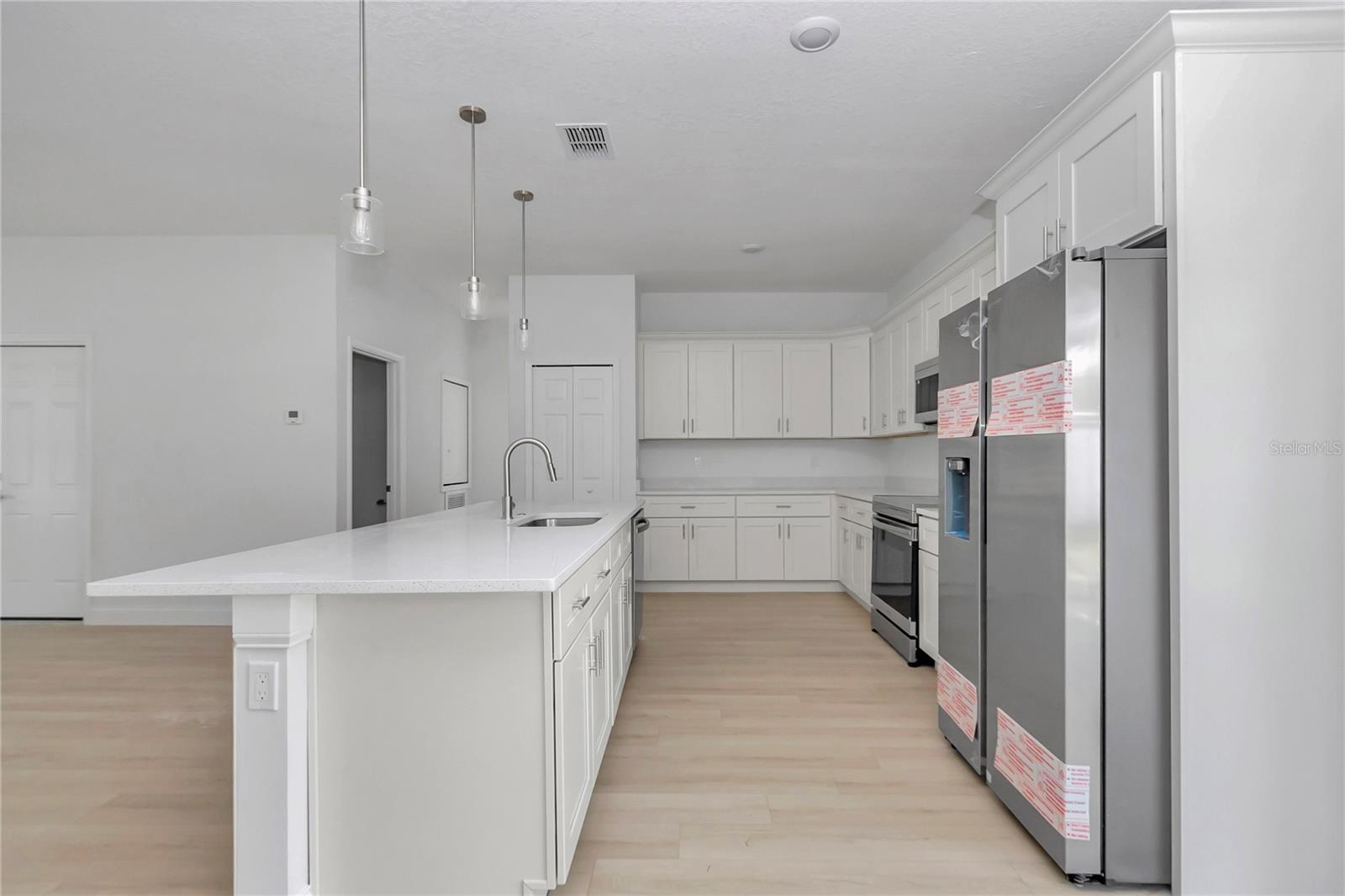 MARION OAKS UNIT 10 - Residential Lease