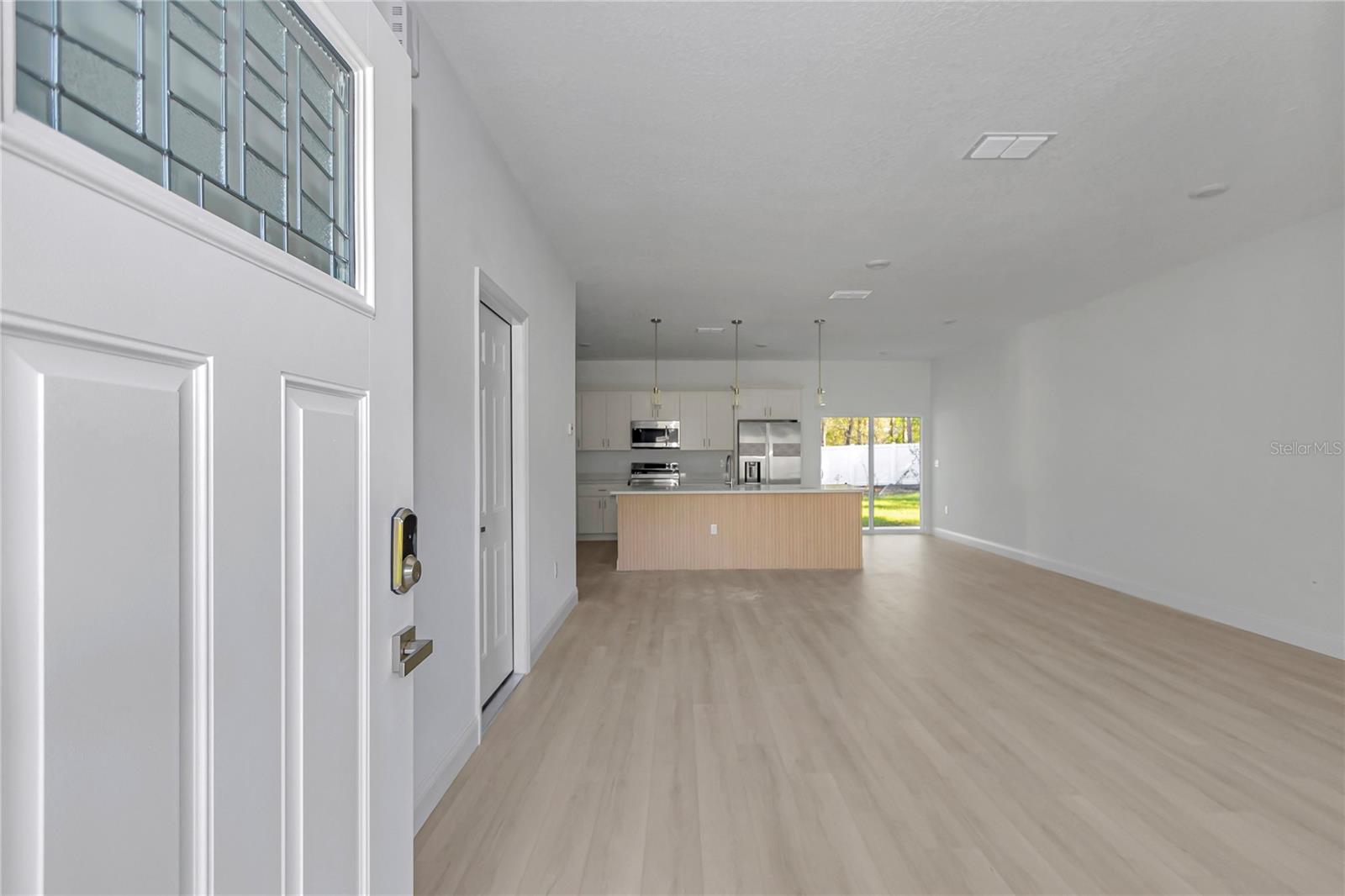 MARION OAKS UNIT 10 - Residential Lease