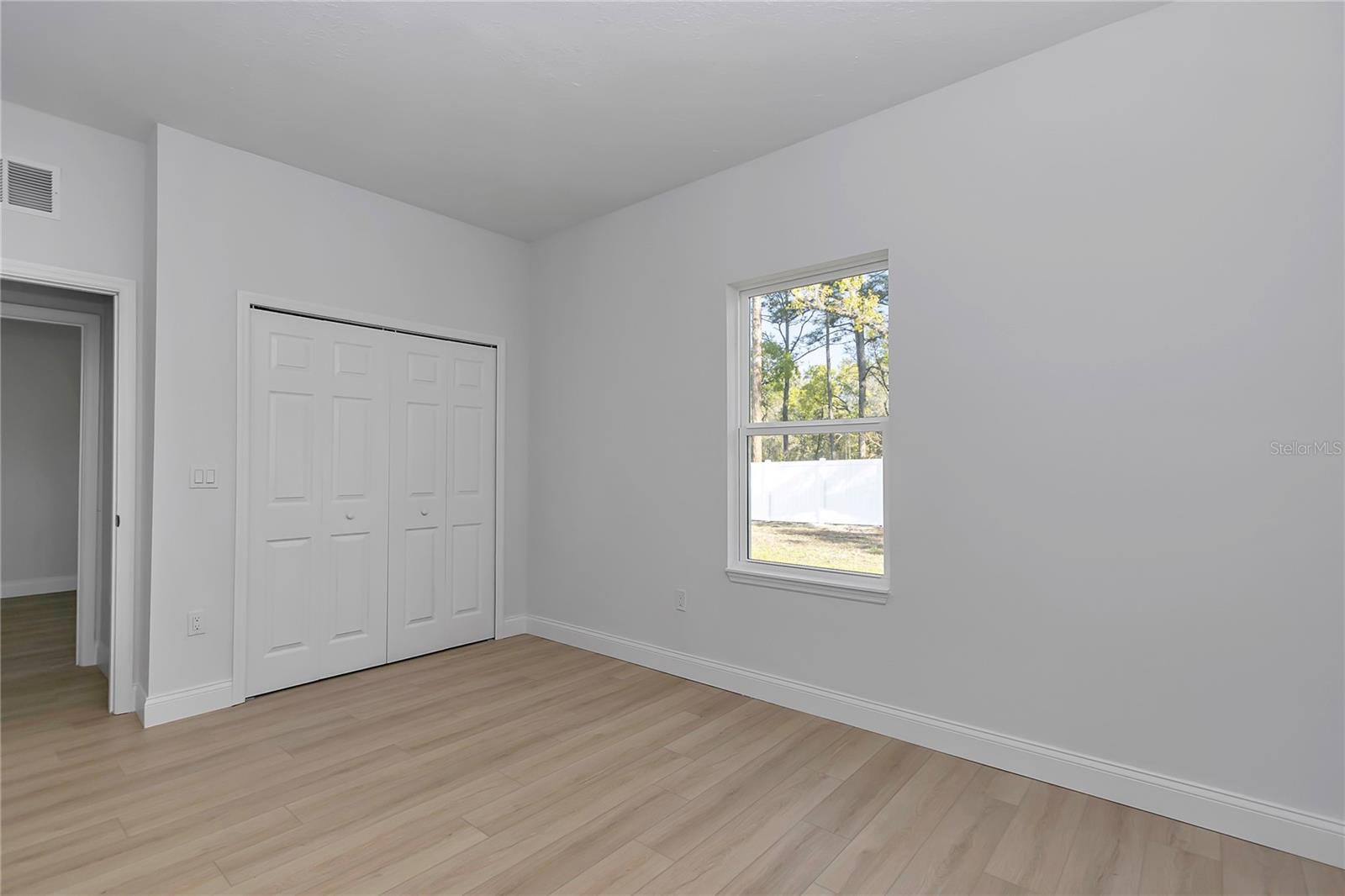 MARION OAKS UNIT 10 - Residential Lease