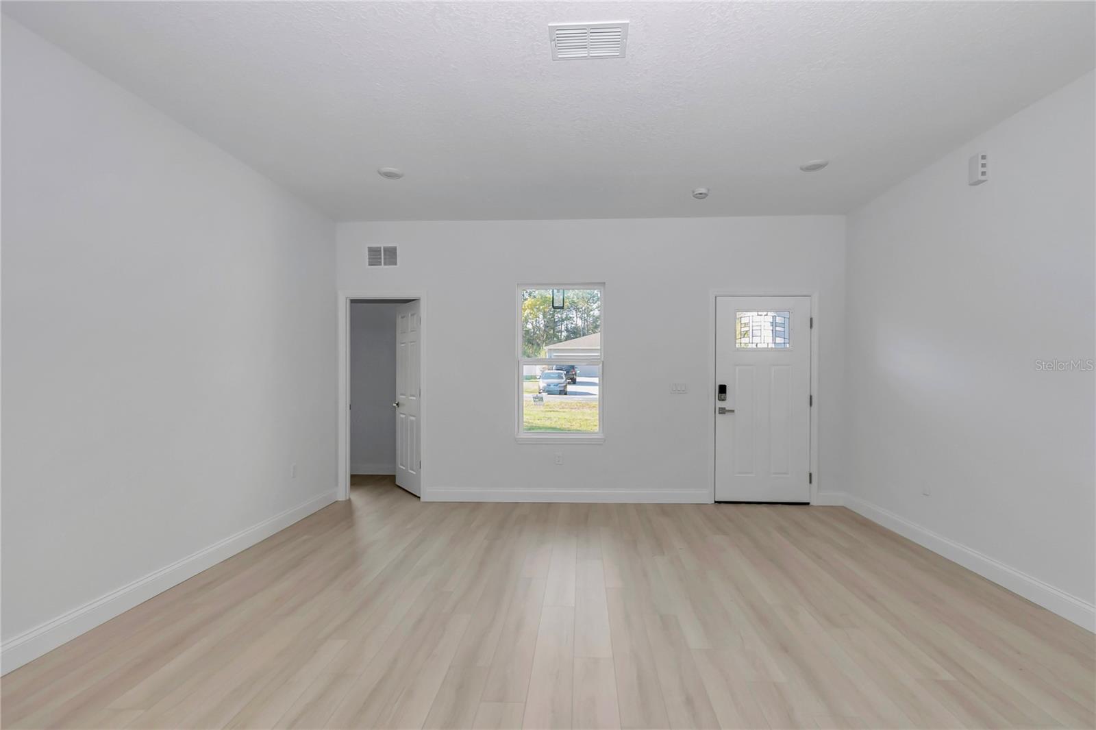 MARION OAKS UNIT 10 - Residential Lease