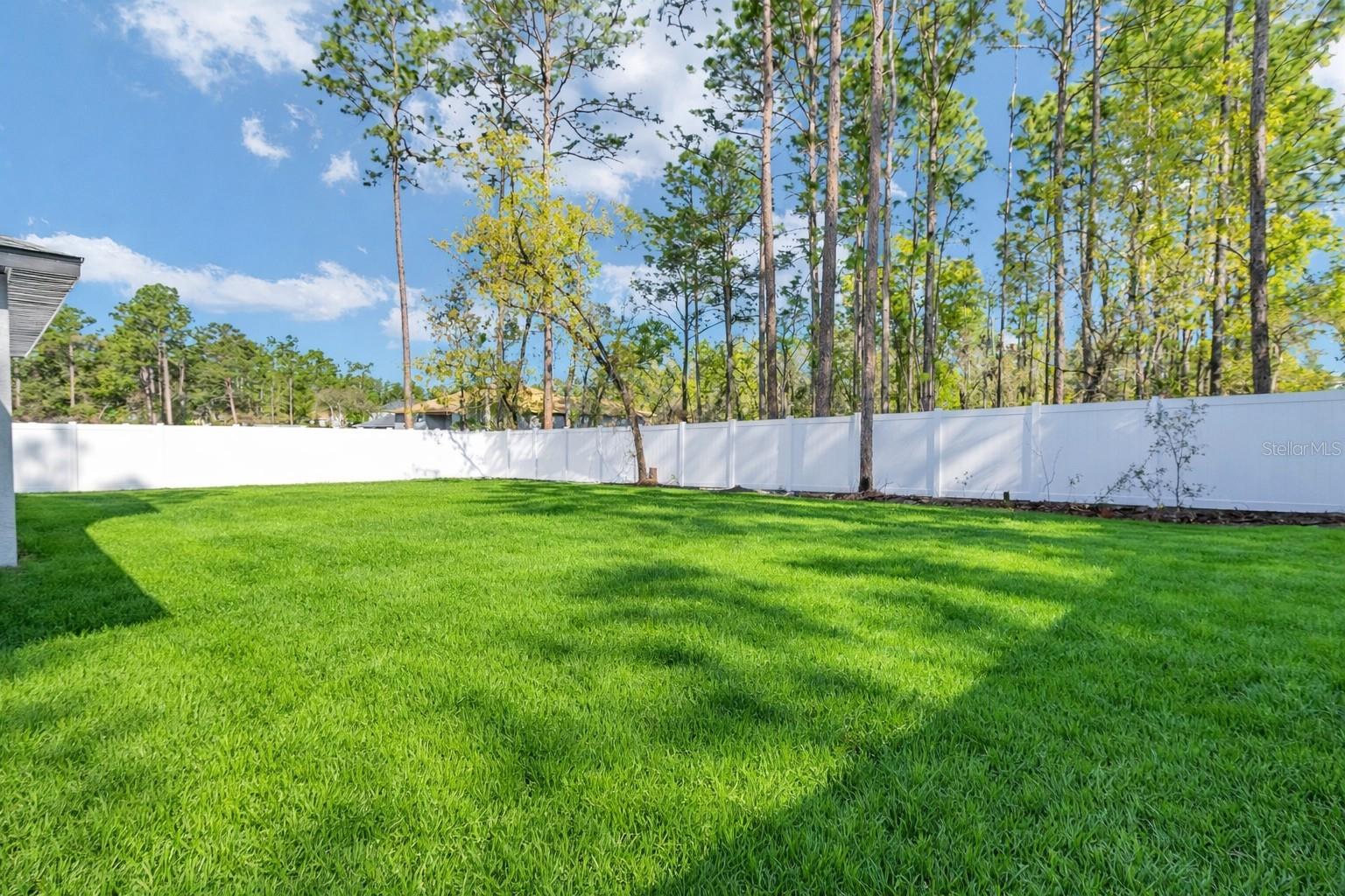 MARION OAKS UNIT 10 - Residential Lease