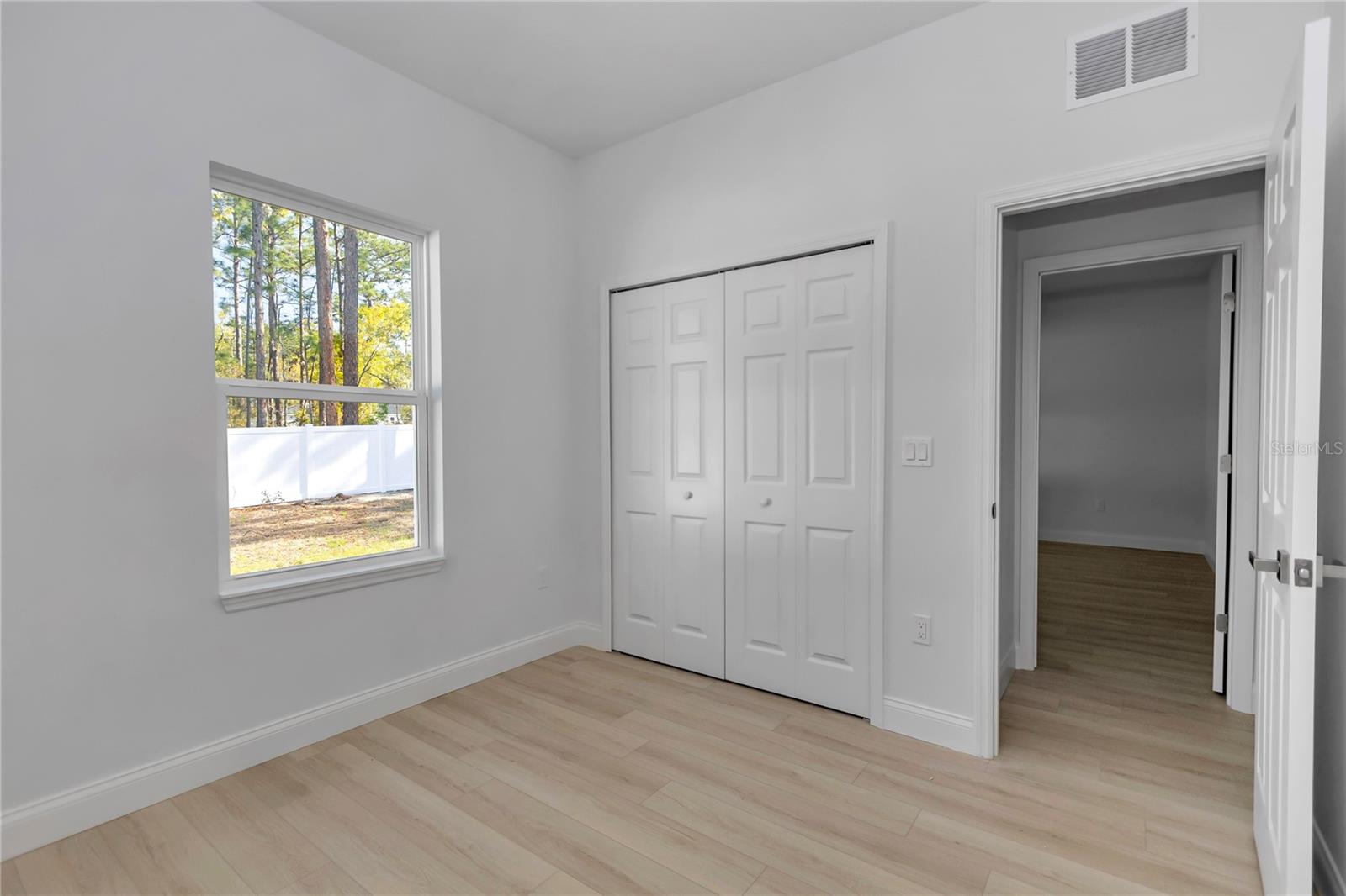 MARION OAKS UNIT 10 - Residential Lease