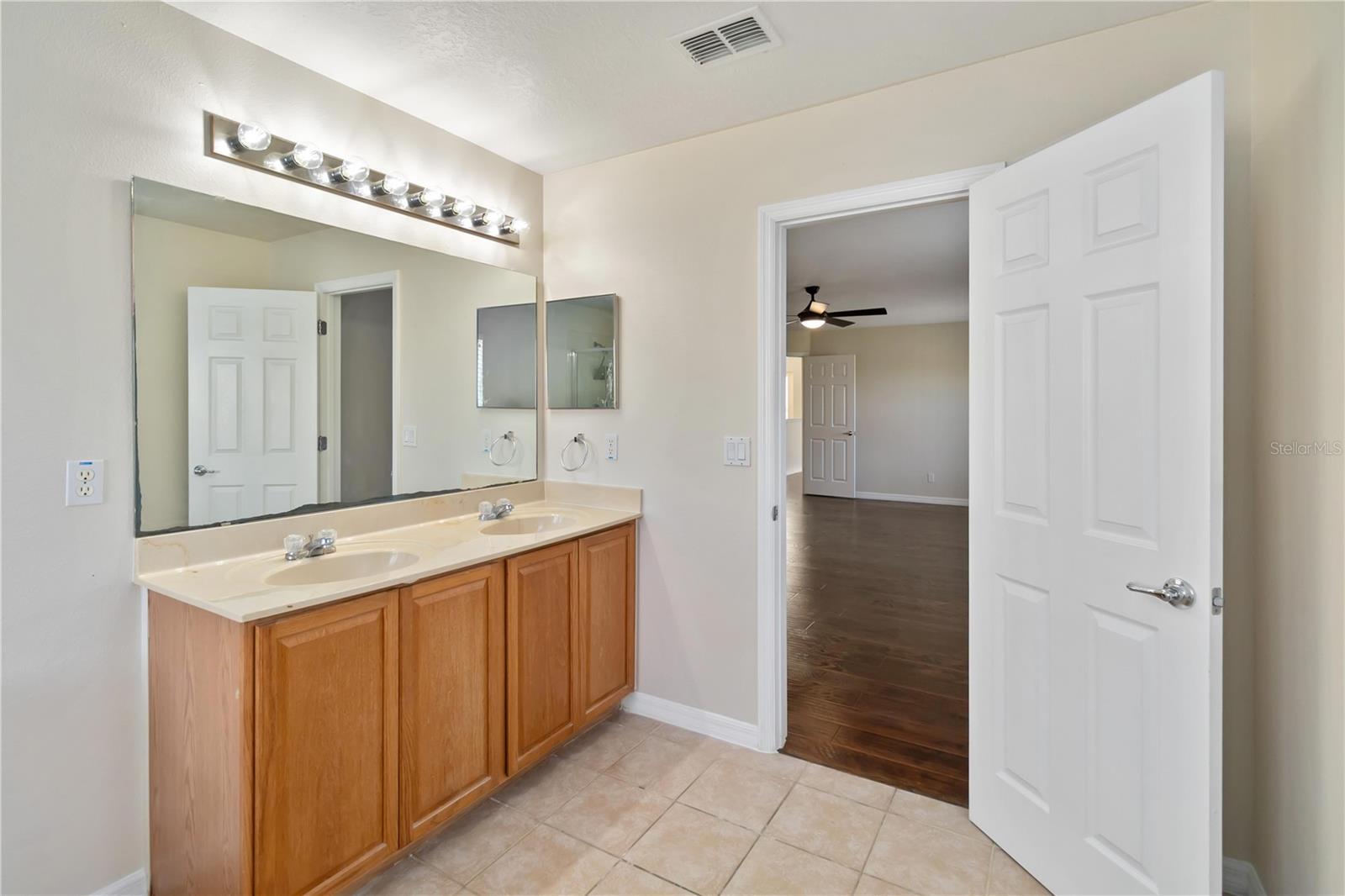 EAGLE CRK PH 01A - Residential