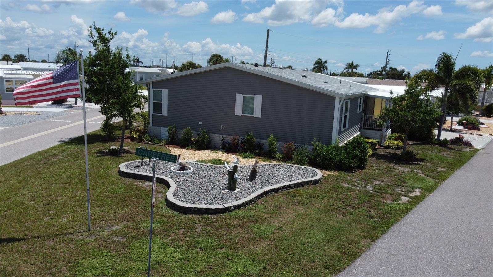 COUNTRY CLUB ESTATES - Residential Lease