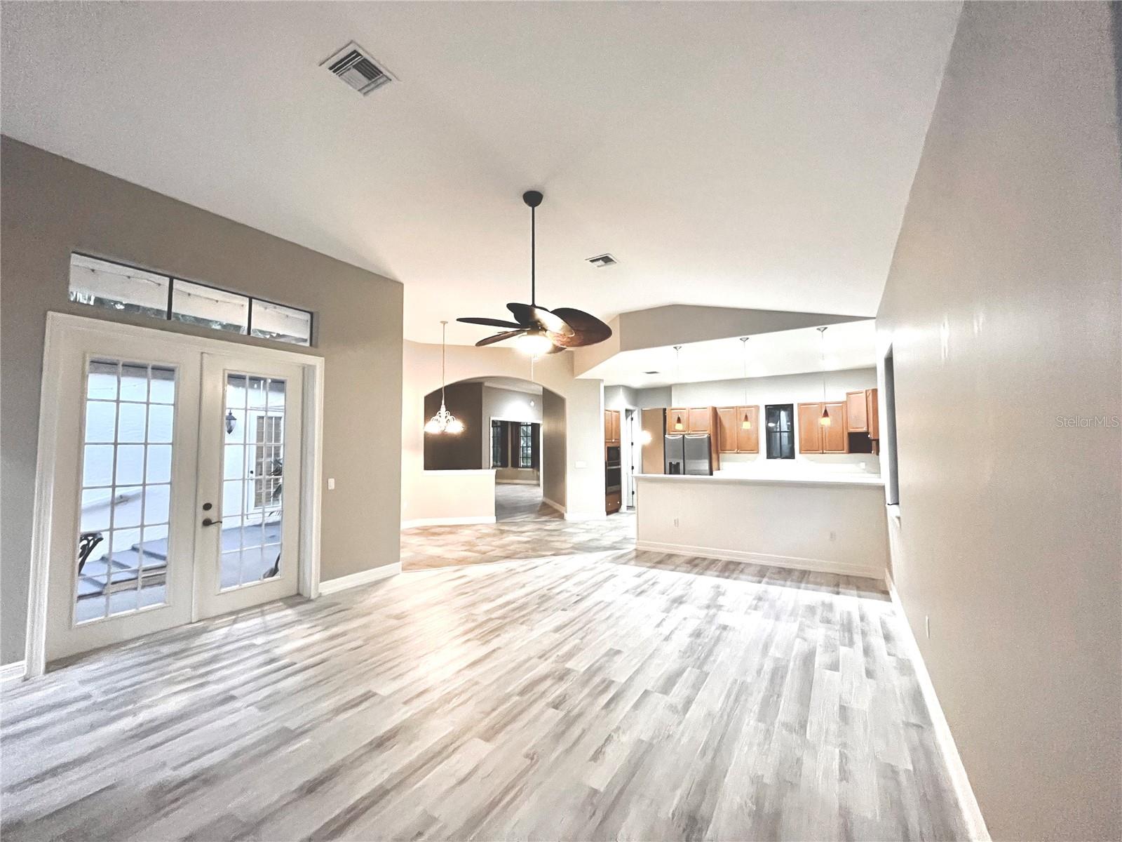 CELEBRATION AREA 5 - Residential Lease