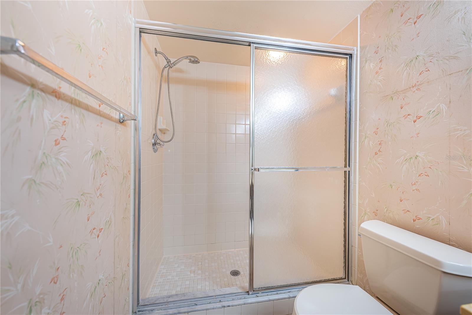 ISLAND VIEW SOUTH CONDO - Residential