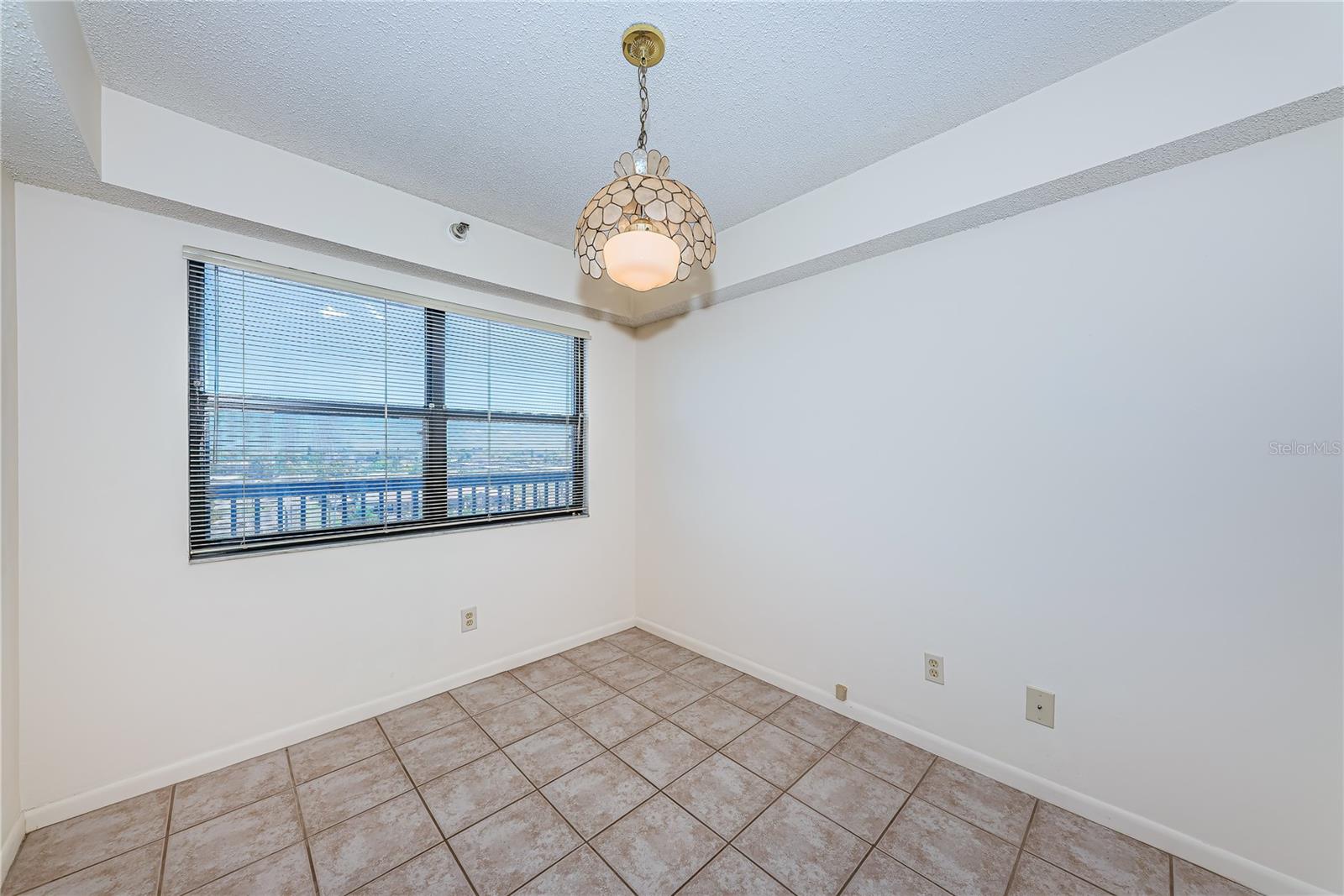 ISLAND VIEW SOUTH CONDO - Residential