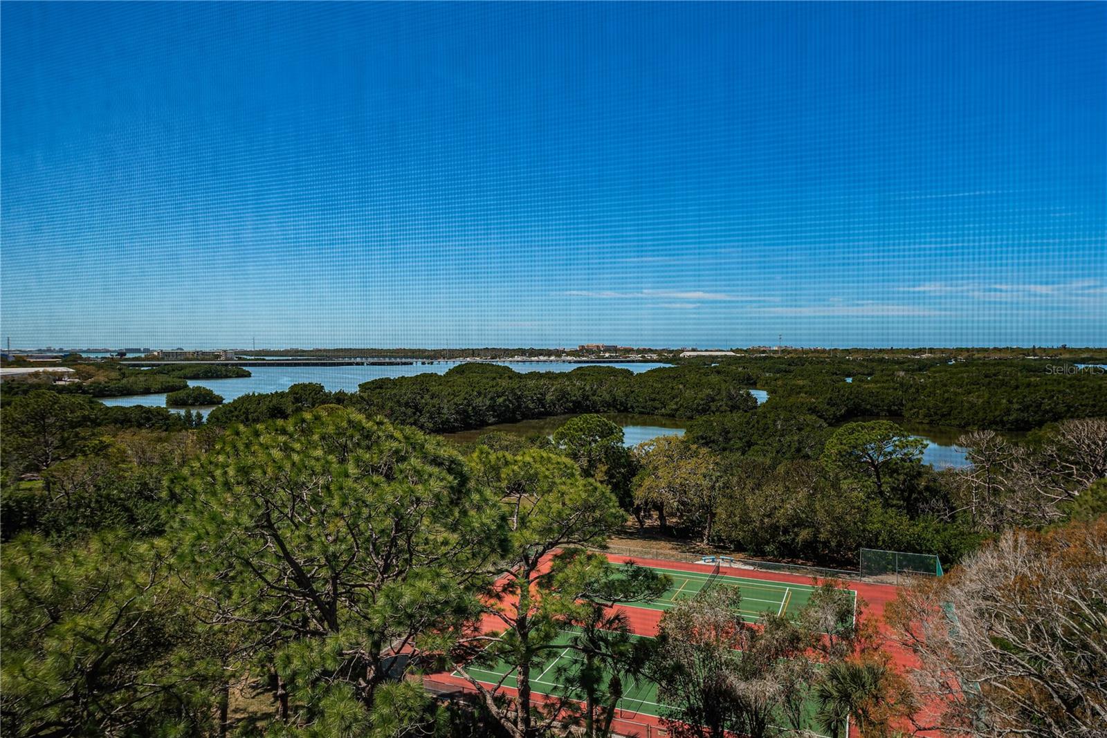 ISLAND VIEW SOUTH CONDO - Residential