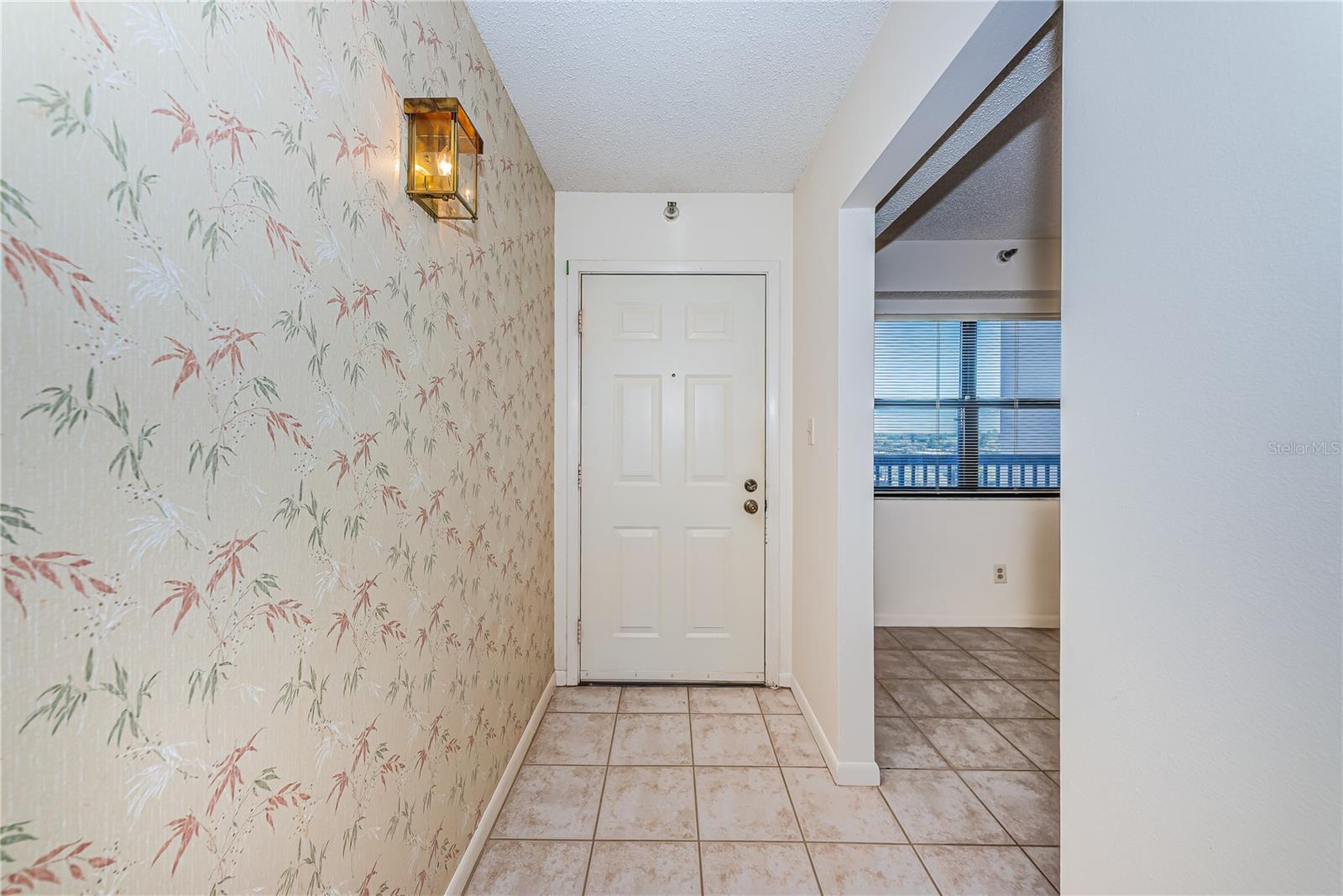 ISLAND VIEW SOUTH CONDO - Residential