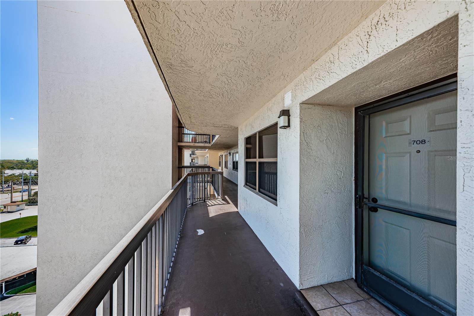 ISLAND VIEW SOUTH CONDO - Residential