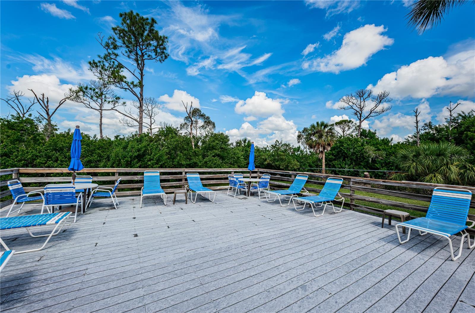 ISLAND VIEW SOUTH CONDO - Residential
