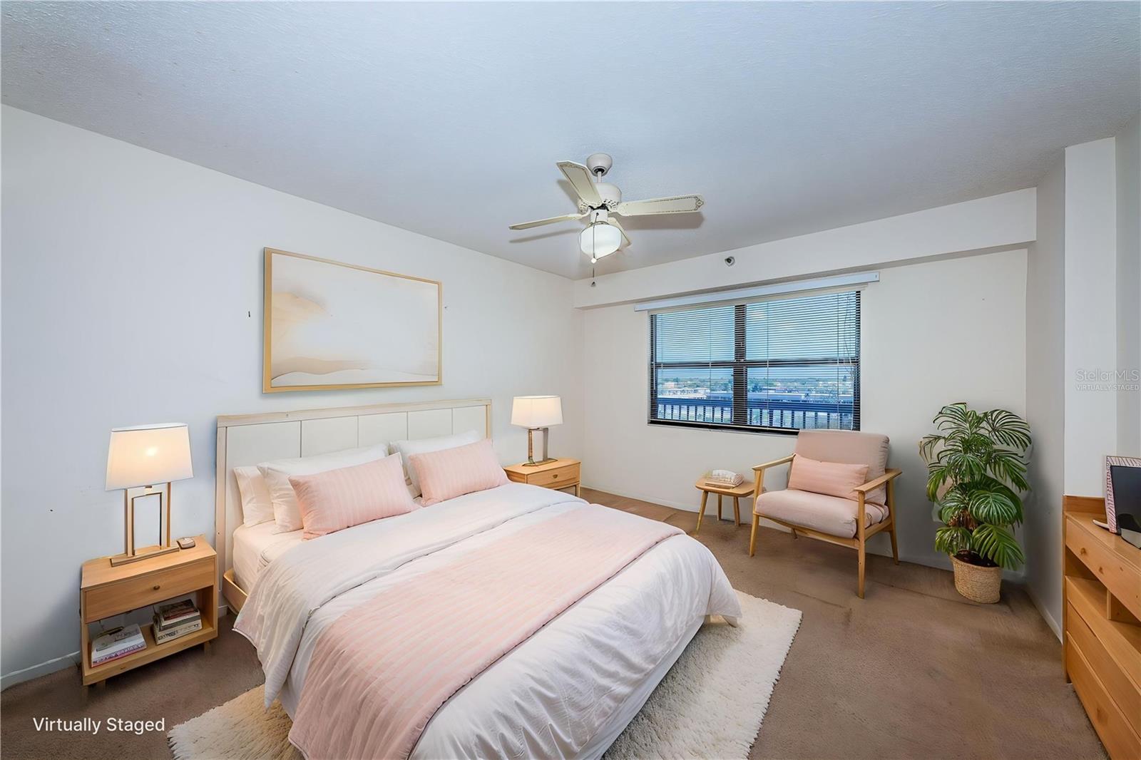 ISLAND VIEW SOUTH CONDO - Residential