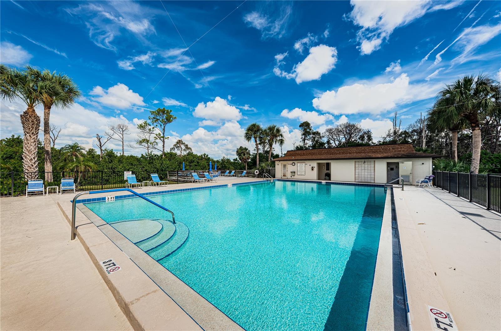 ISLAND VIEW SOUTH CONDO - Residential