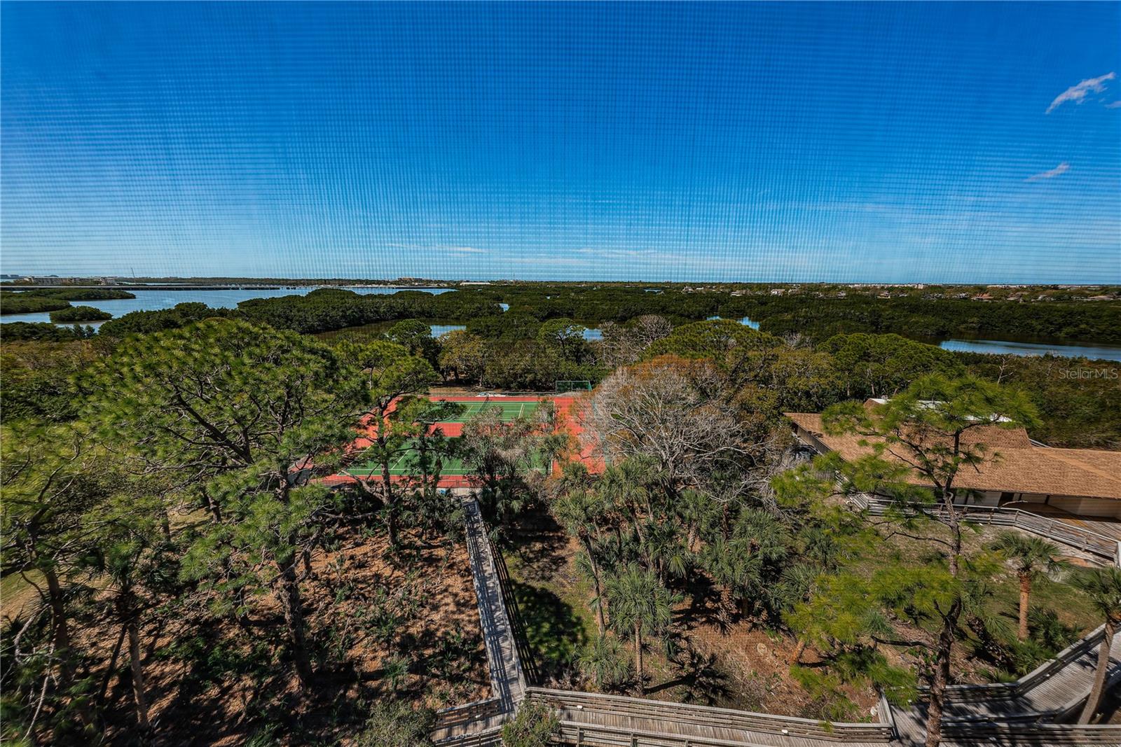 ISLAND VIEW SOUTH CONDO - Residential