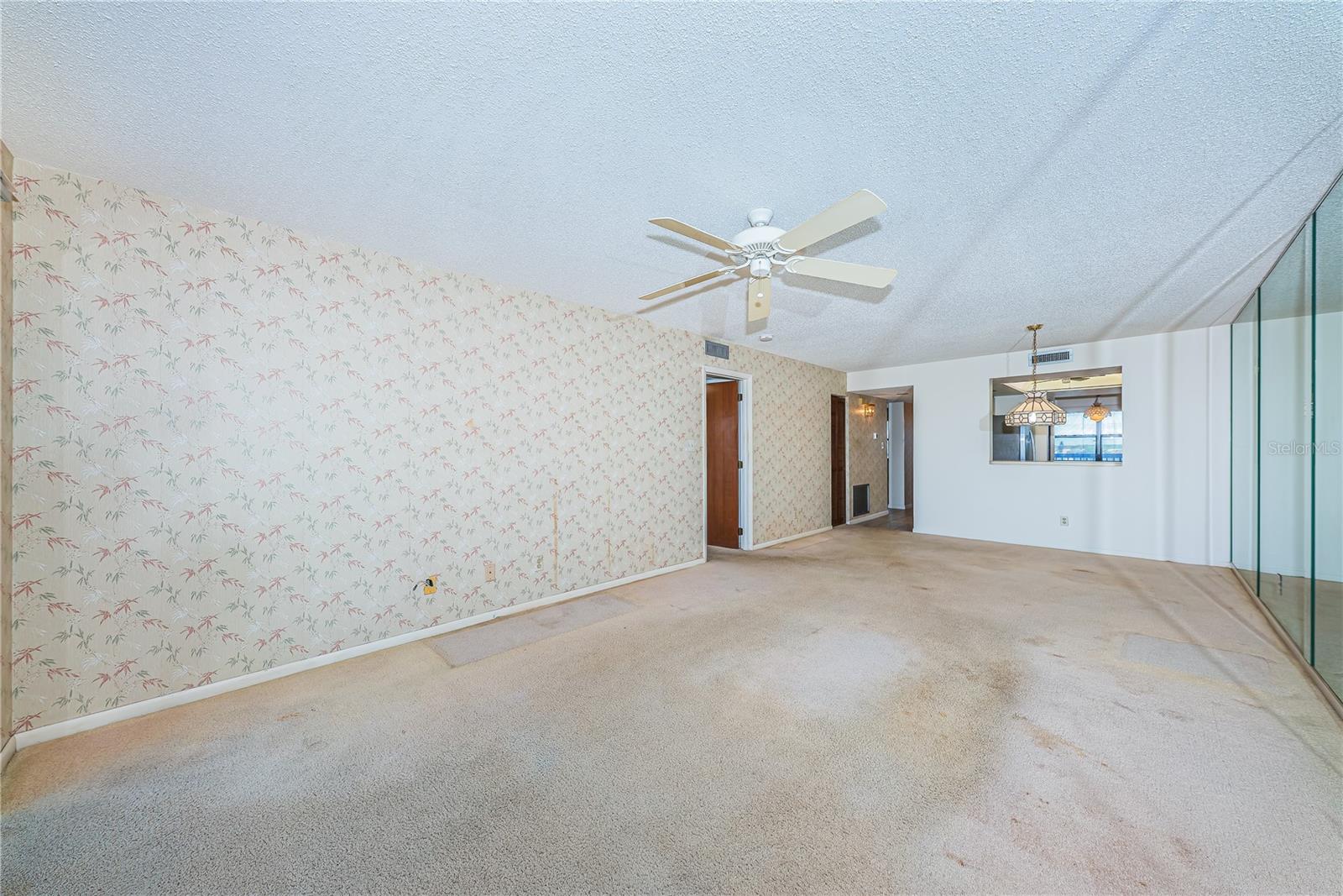 ISLAND VIEW SOUTH CONDO - Residential